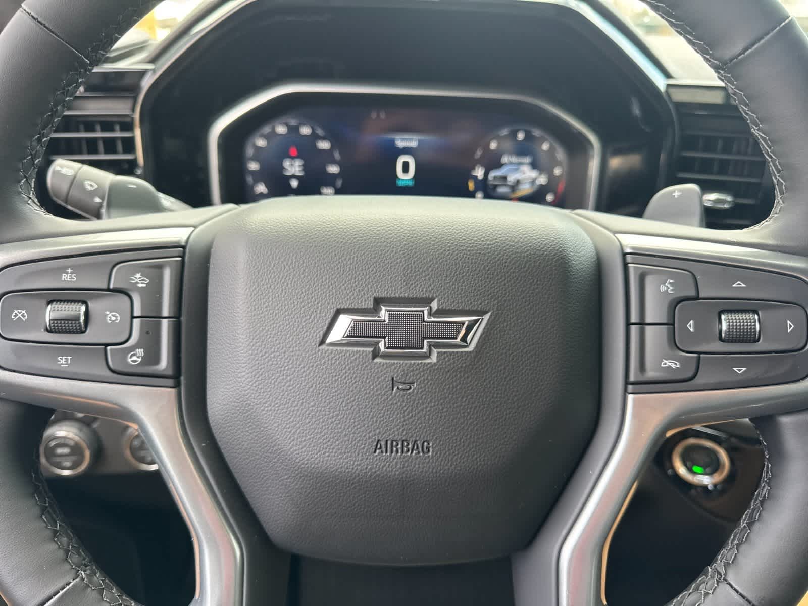 Thumbnail: 2026 Chevrolet Silverado 1500 - 22