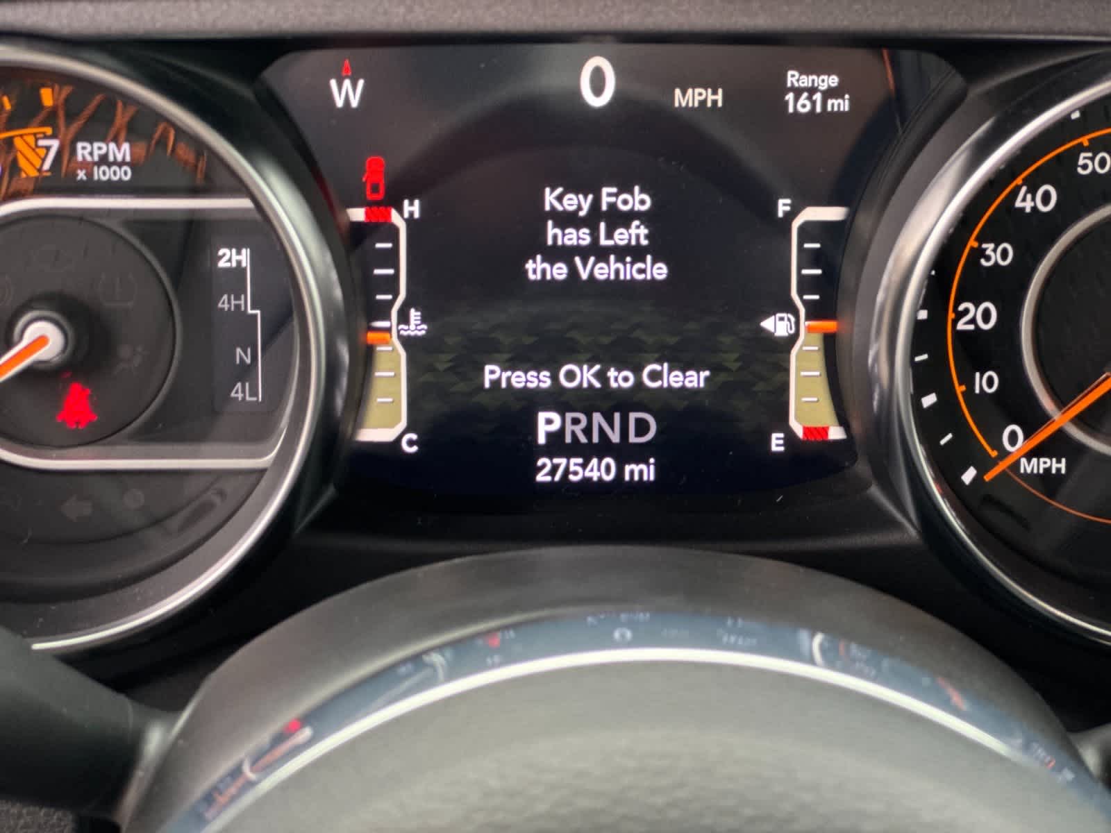 Thumbnail: 2023 Jeep Gladiator - 25