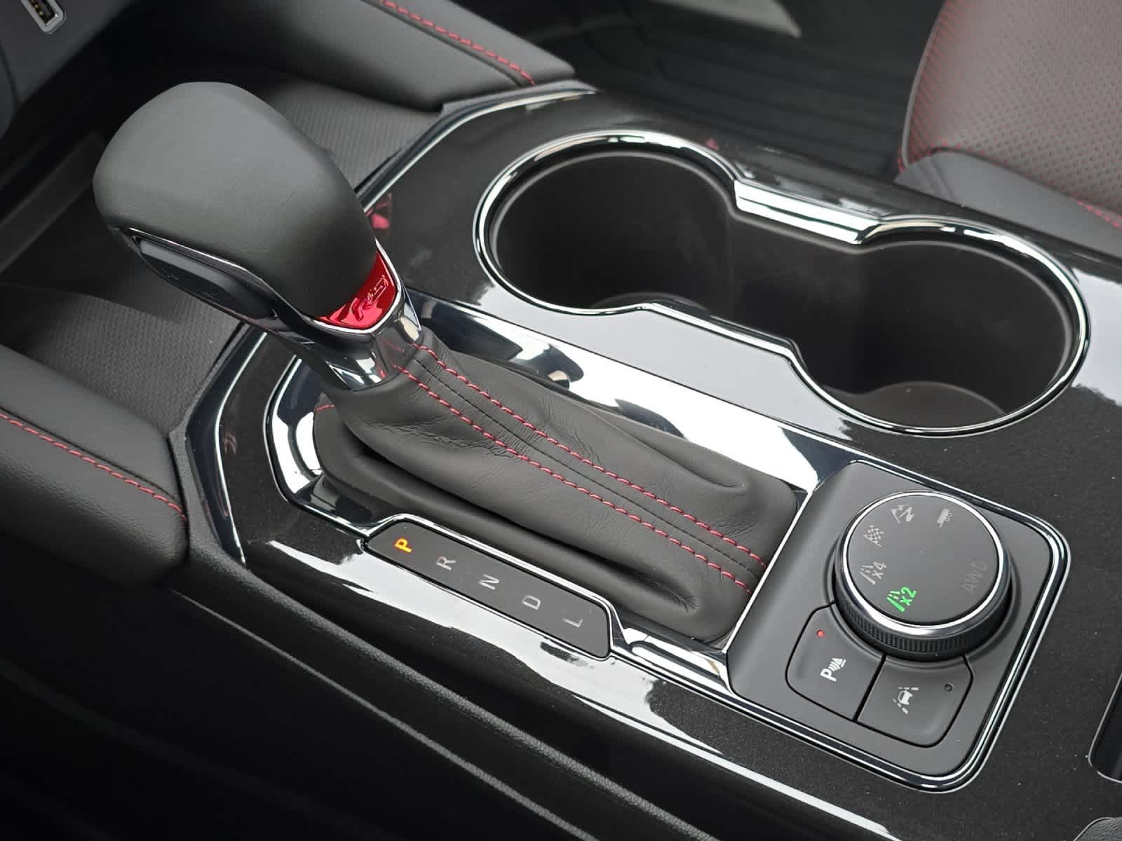 Thumbnail: 2025 Chevrolet Blazer - 22