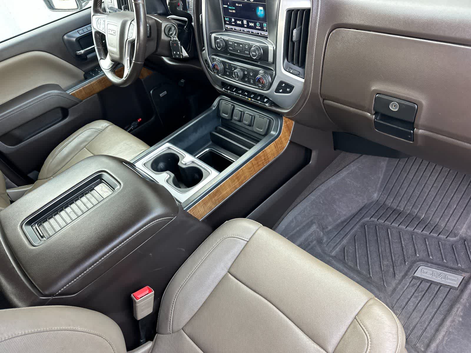 Thumbnail: 2019 GMC Sierra 3500 - 15