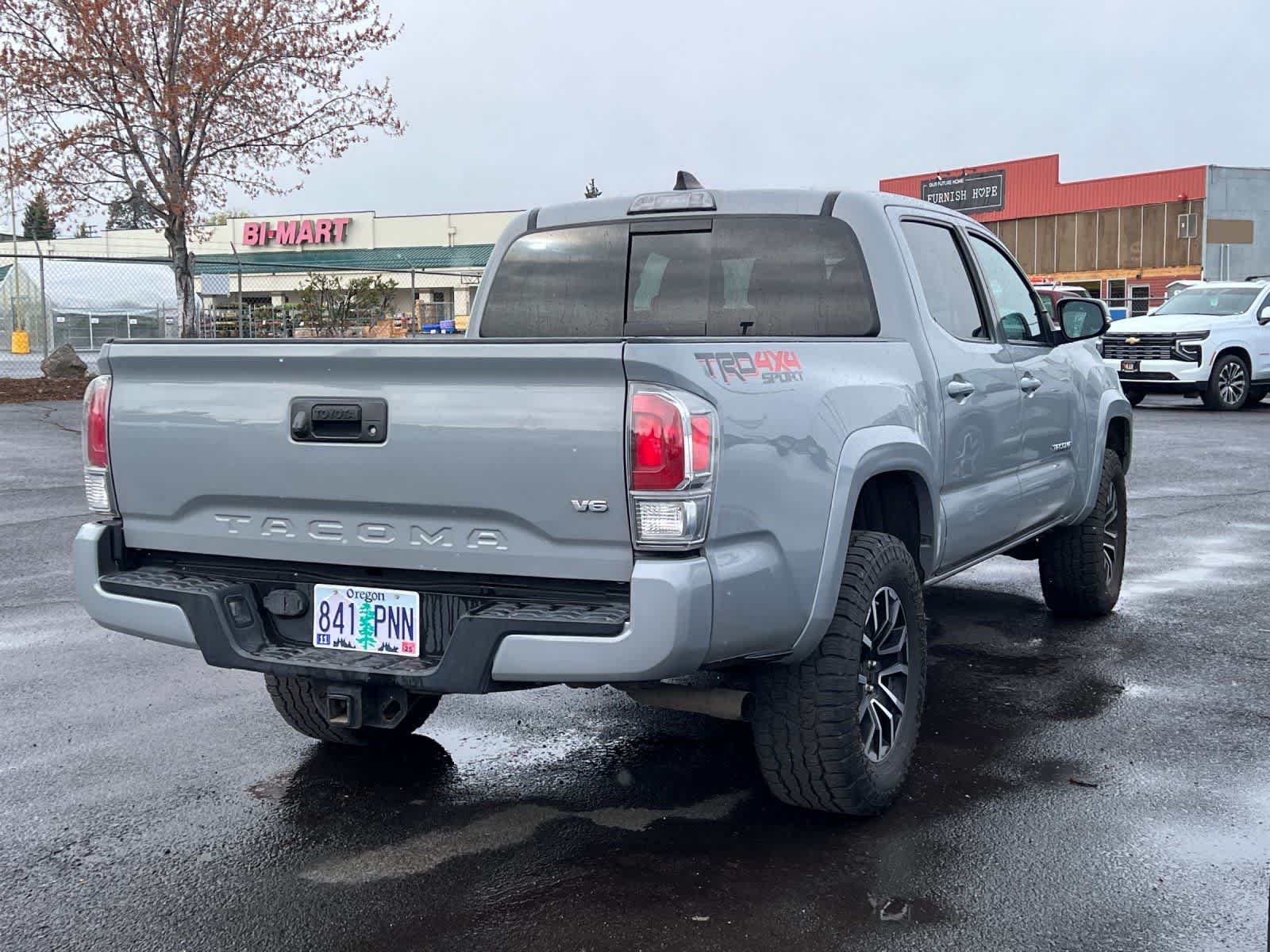 Thumbnail: 2020 Toyota Tacoma - 4
