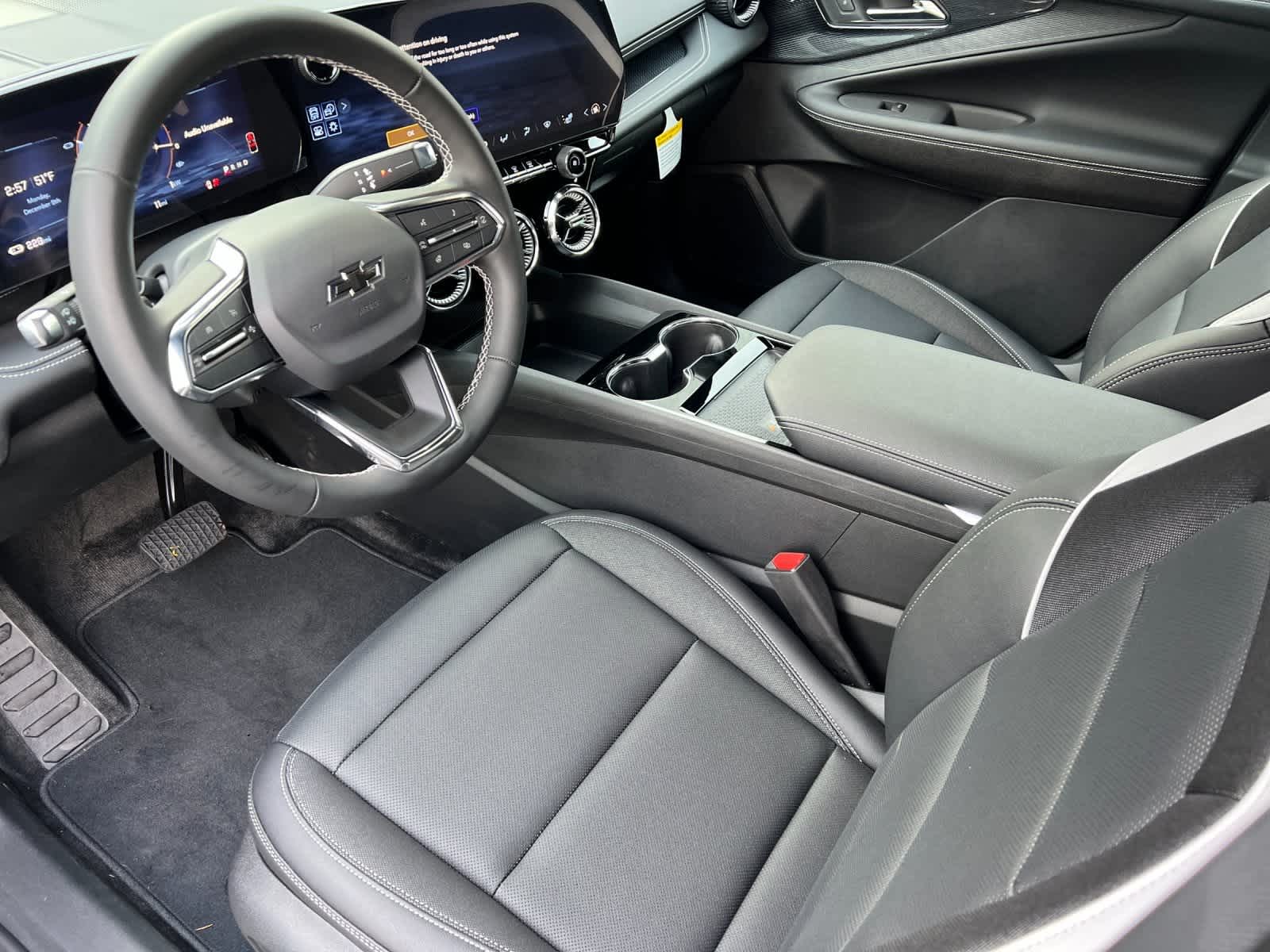 Thumbnail: 2025 Chevrolet Blazer EV - 11