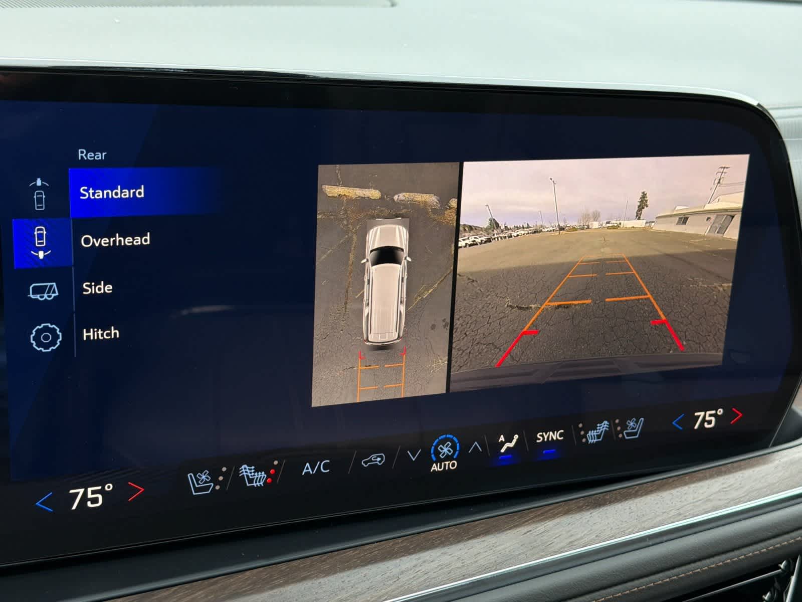 Thumbnail: 2026 Chevrolet Suburban - 22