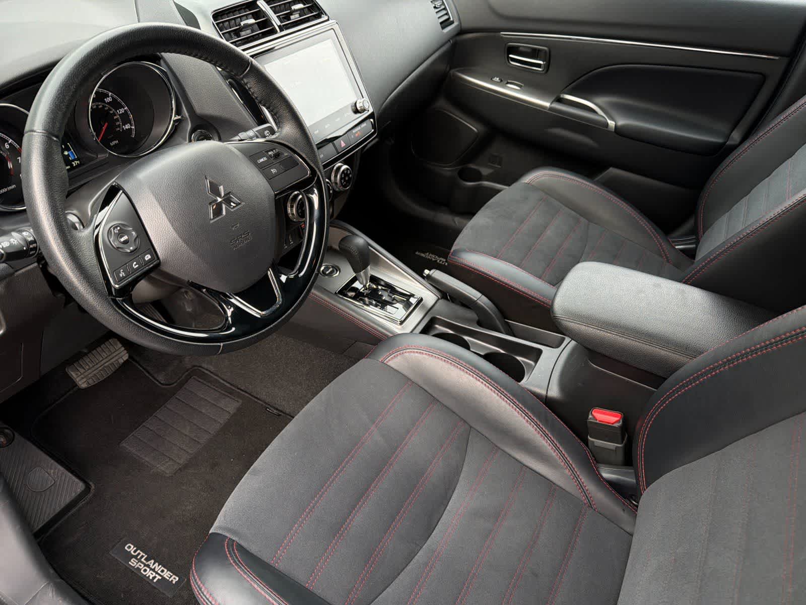 Thumbnail: 2024 Mitsubishi Outlander Sport - 11