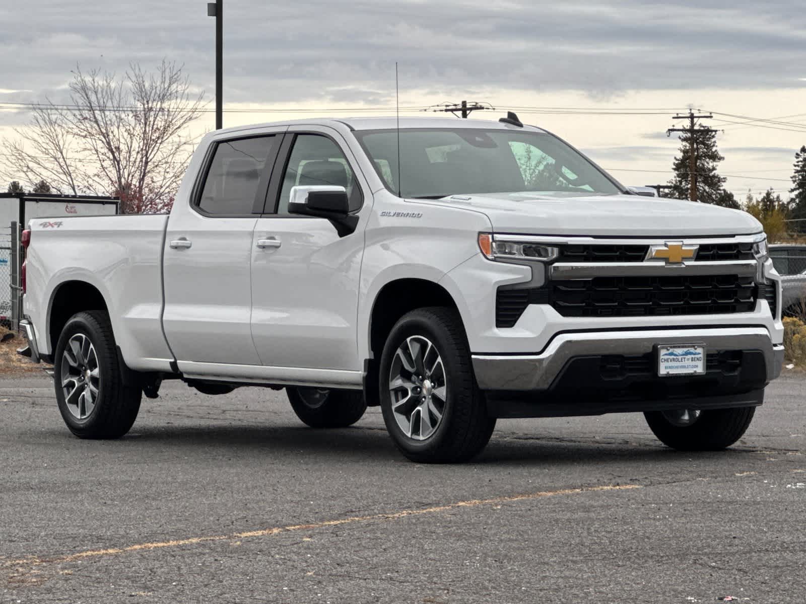 Thumbnail: 2026 Chevrolet Silverado 1500 - 9