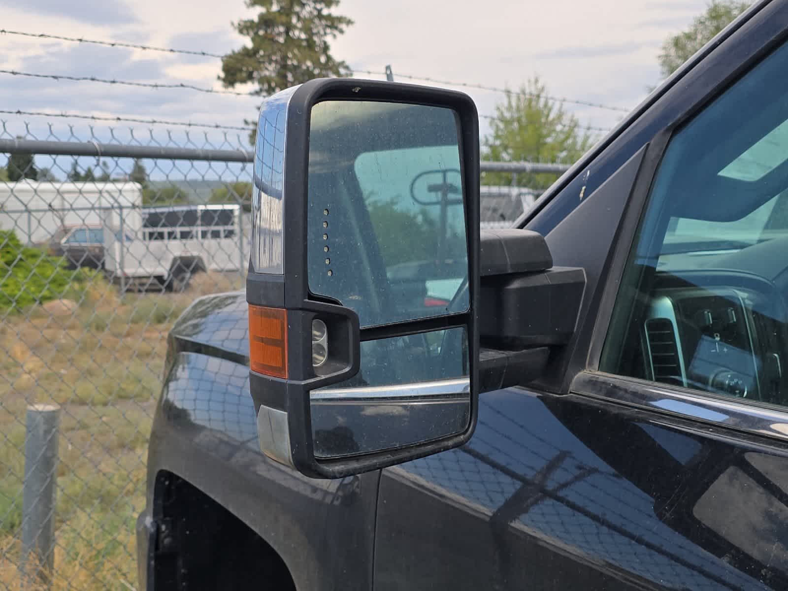 Thumbnail: 2018 Chevrolet Silverado 3500 - 10