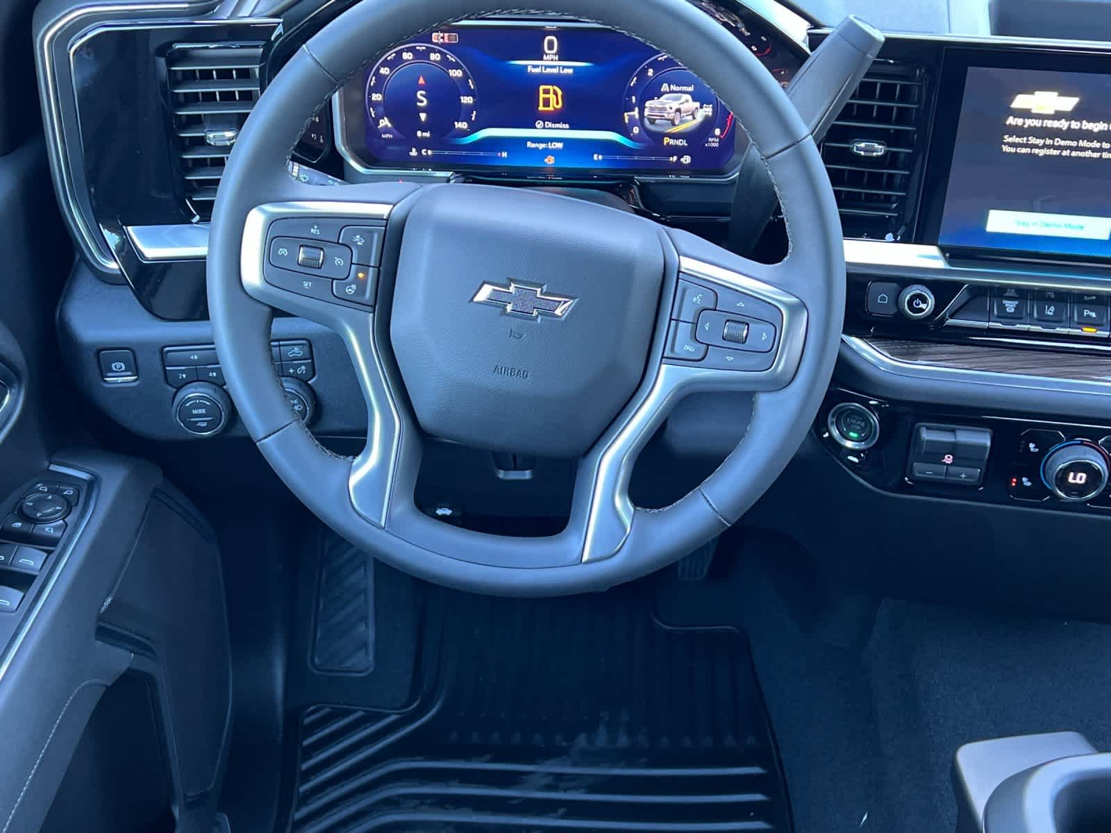 Thumbnail: 2026 Chevrolet Silverado 3500 - 14