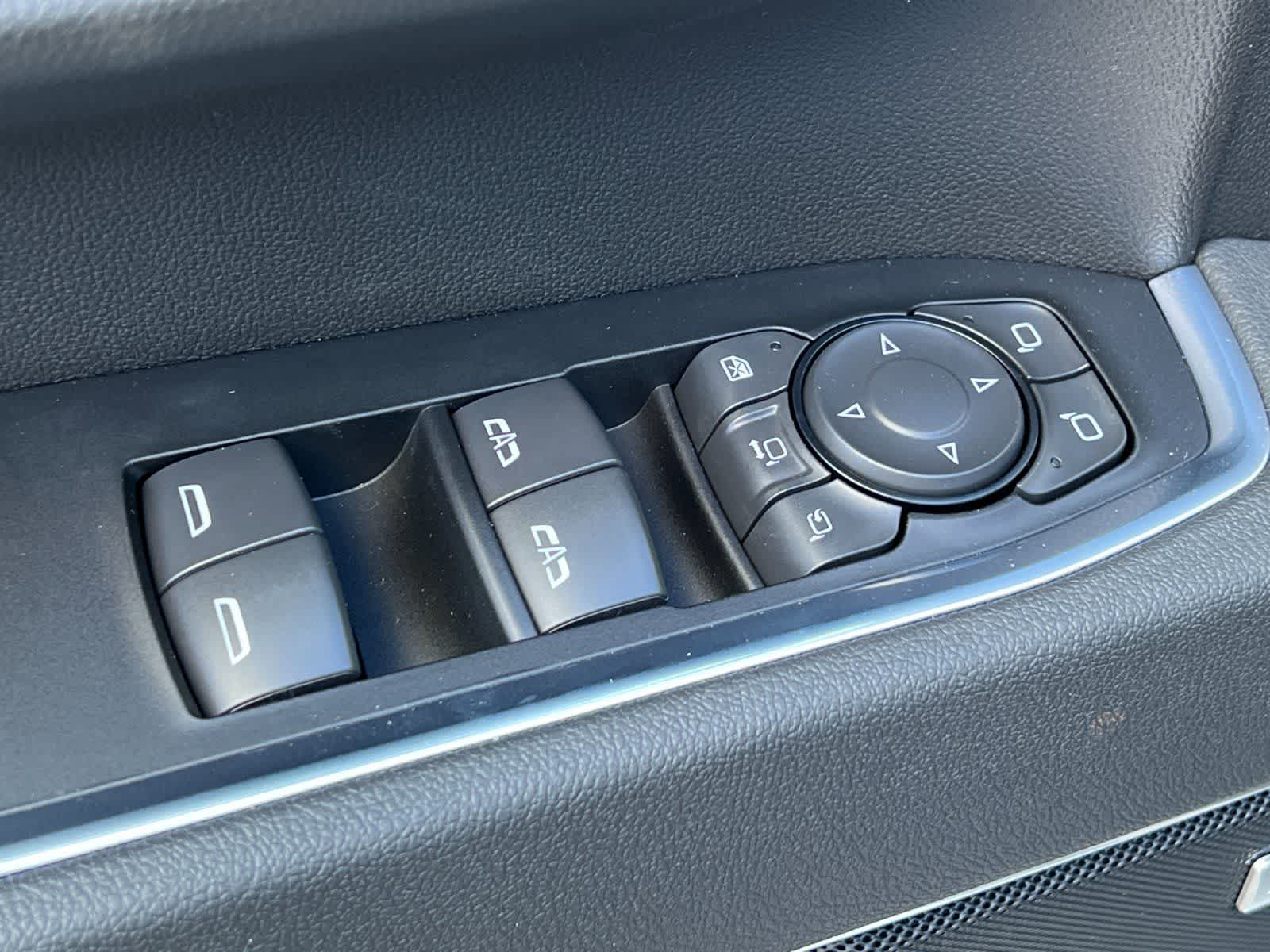 Thumbnail: 2026 Chevrolet Silverado 2500 - 12