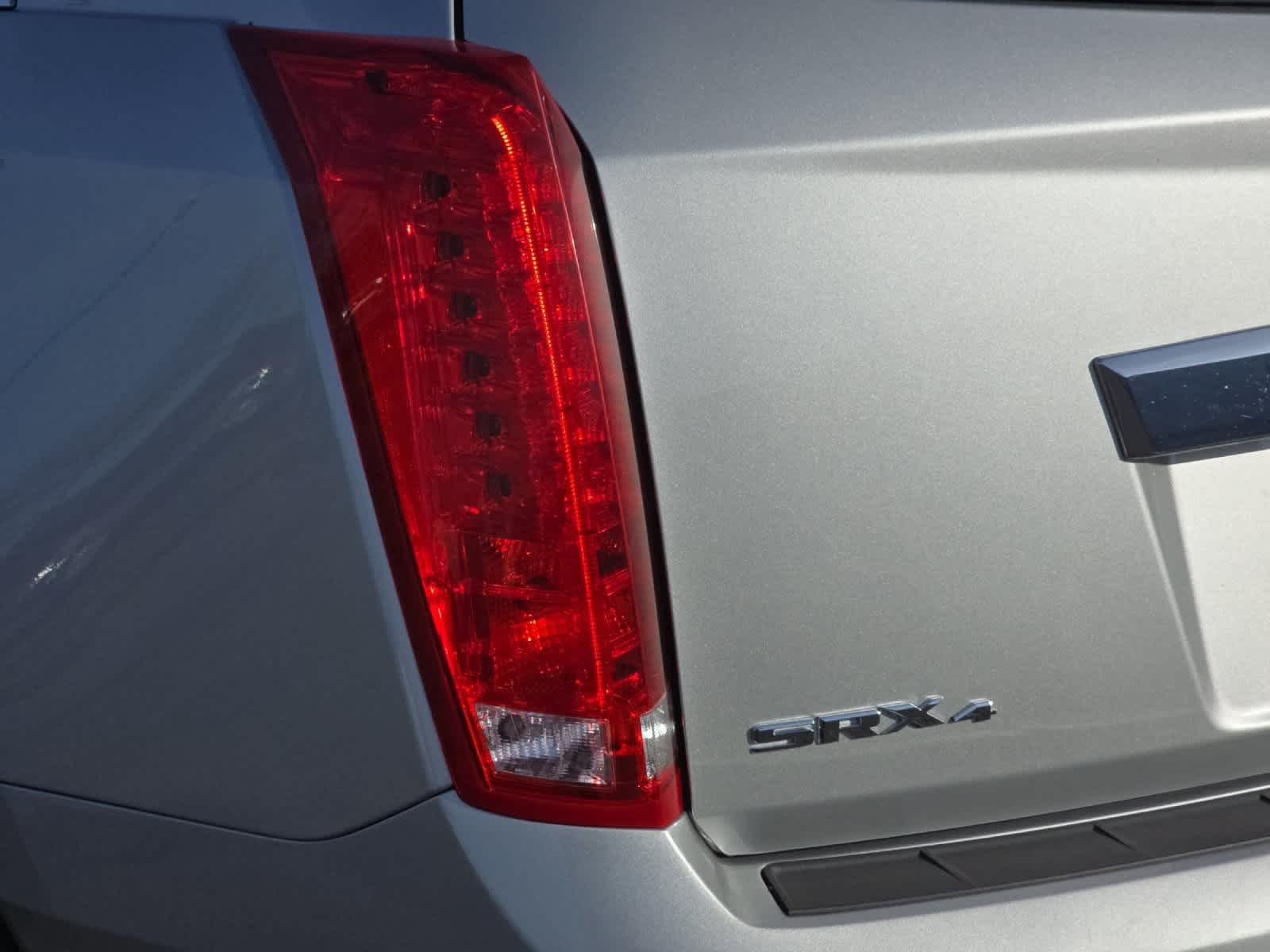 Thumbnail: 2014 Cadillac SRX - 28