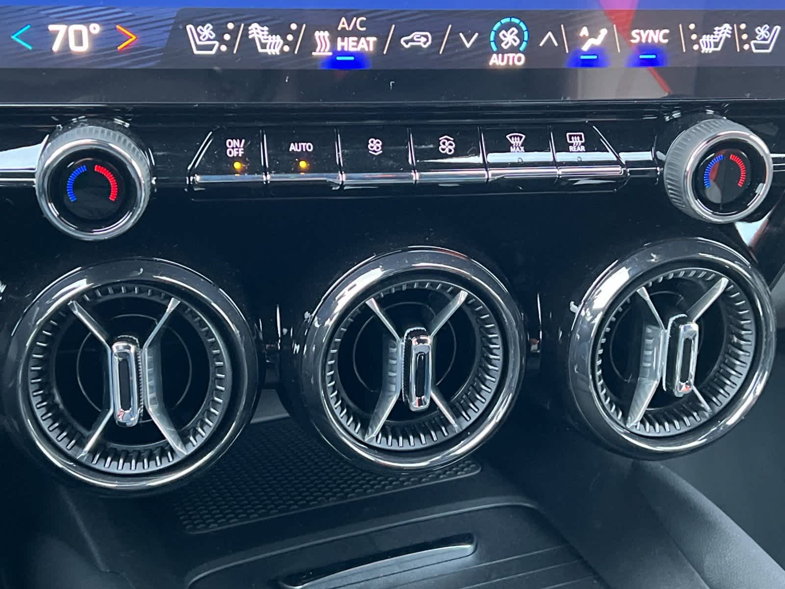 Thumbnail: 2026 Chevrolet Blazer EV - 20