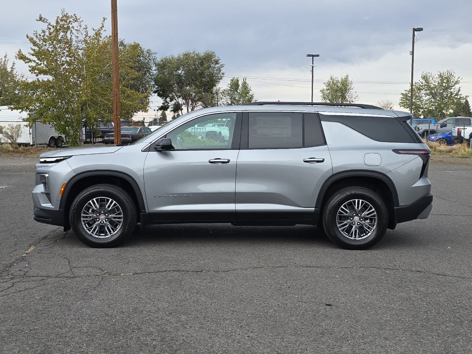 Thumbnail: 2026 Chevrolet Traverse - 5