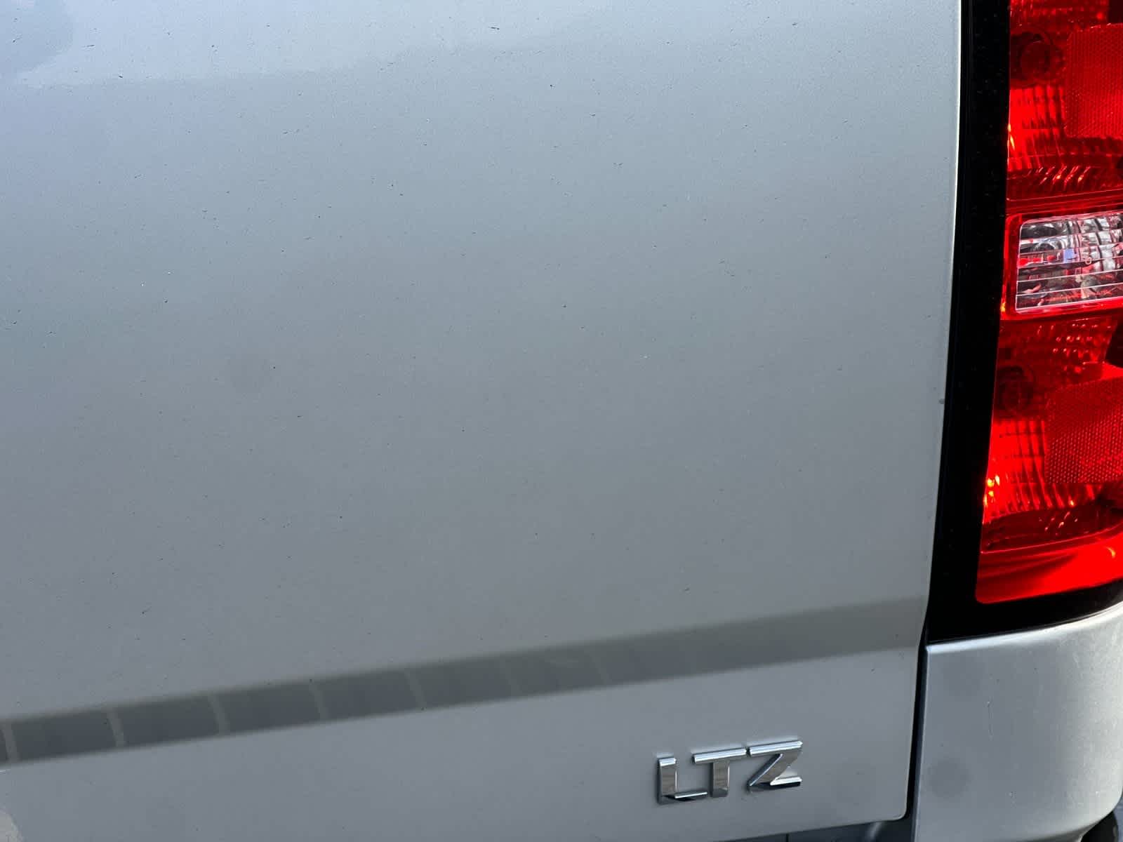 Thumbnail: 2018 Chevrolet Silverado 2500 - 24