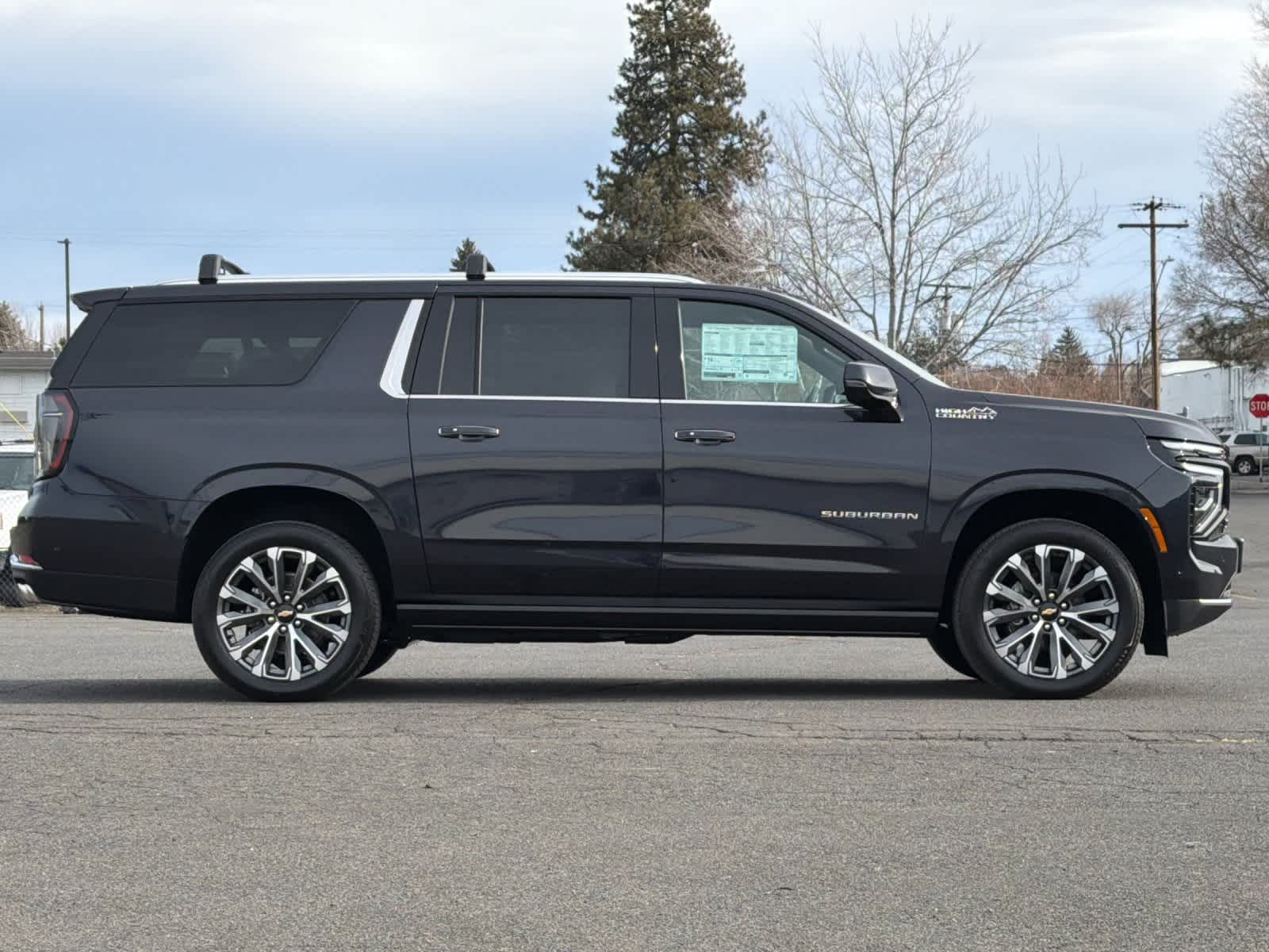 Thumbnail: 2026 Chevrolet Suburban - 8