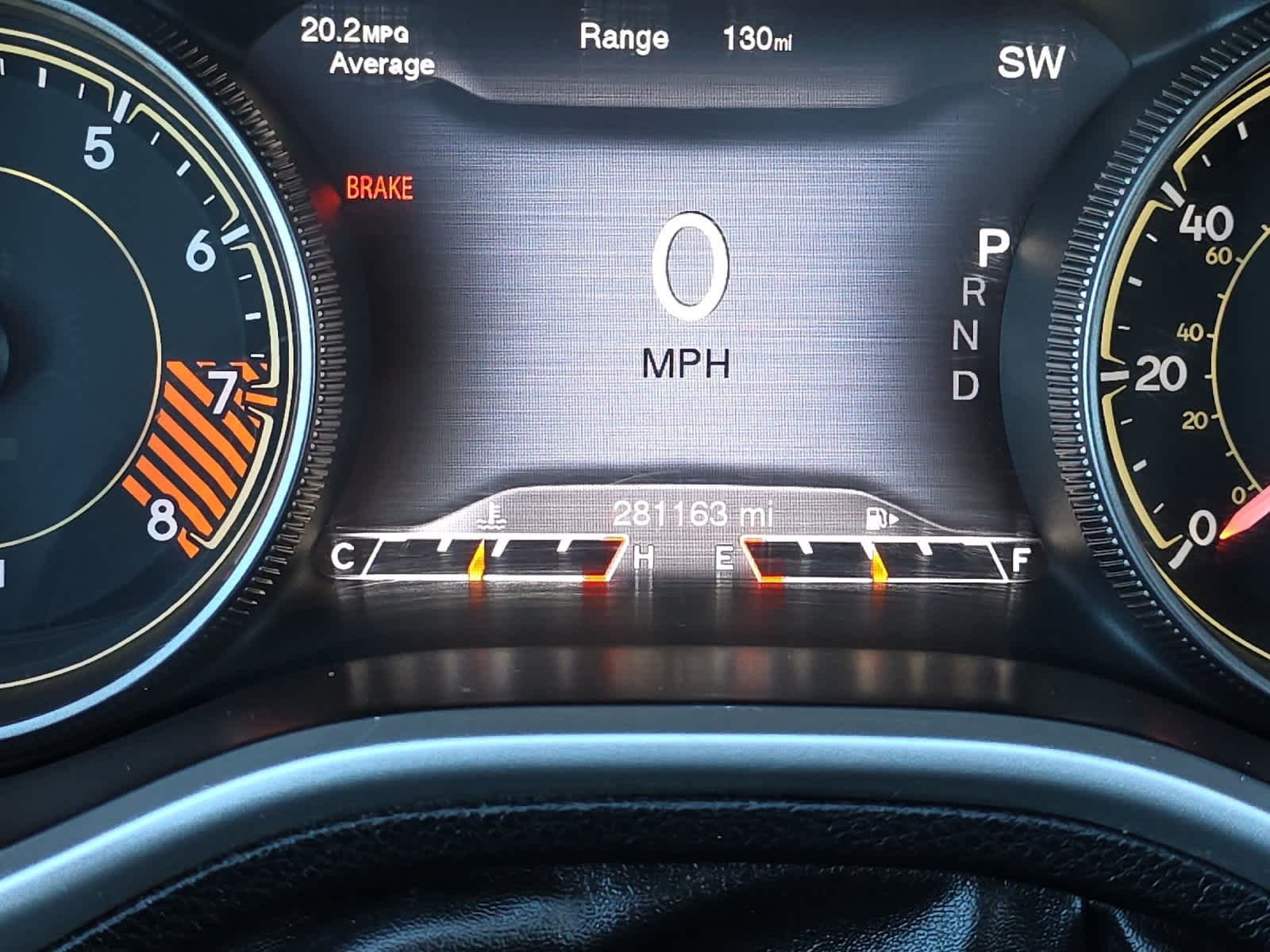 Thumbnail: 2014 Jeep Cherokee - 26