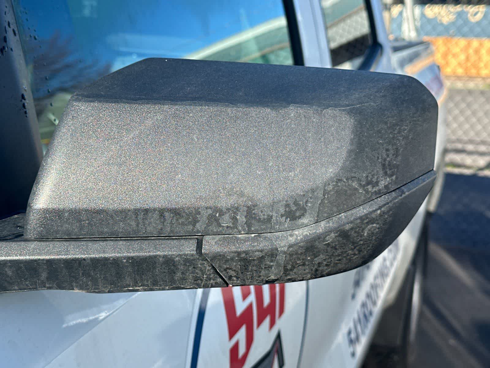 Thumbnail: 2023 Chevrolet Colorado - 6