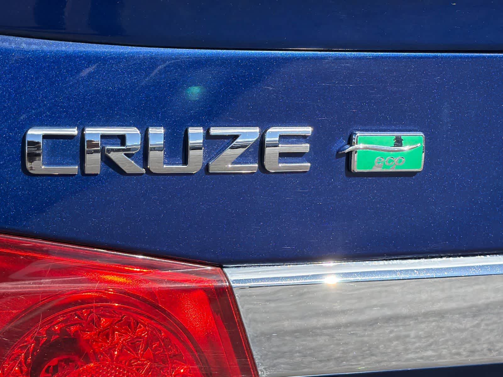 Thumbnail: 2012 Chevrolet Cruze - 24