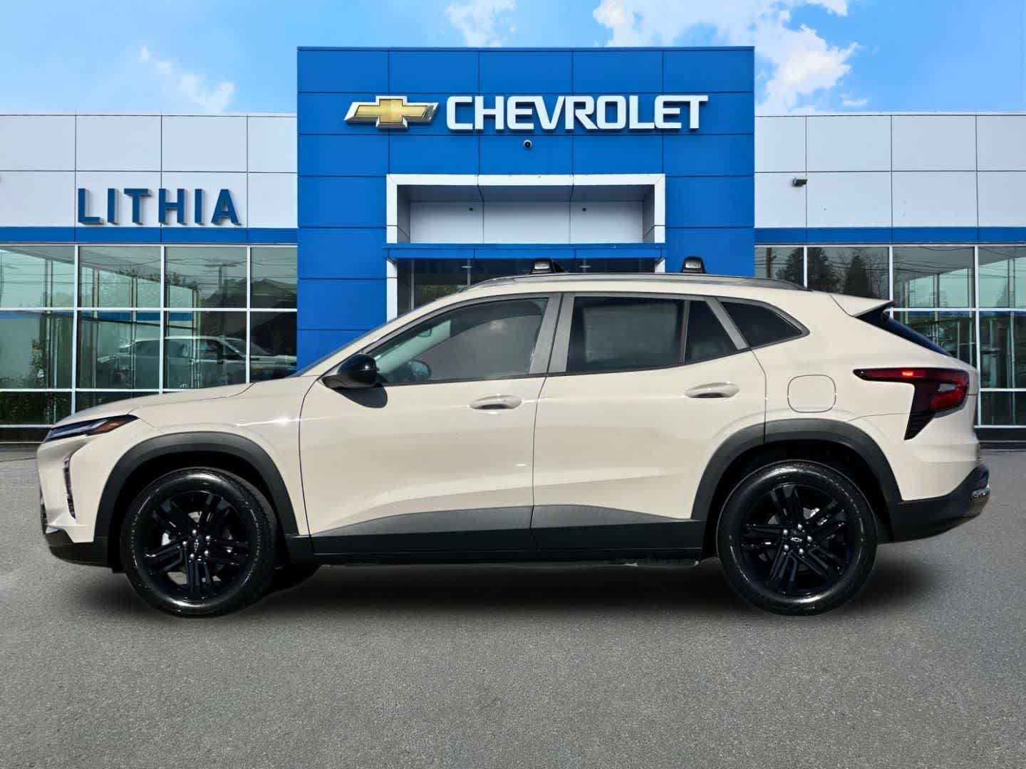 Thumbnail: 2026 Chevrolet Trax - 5