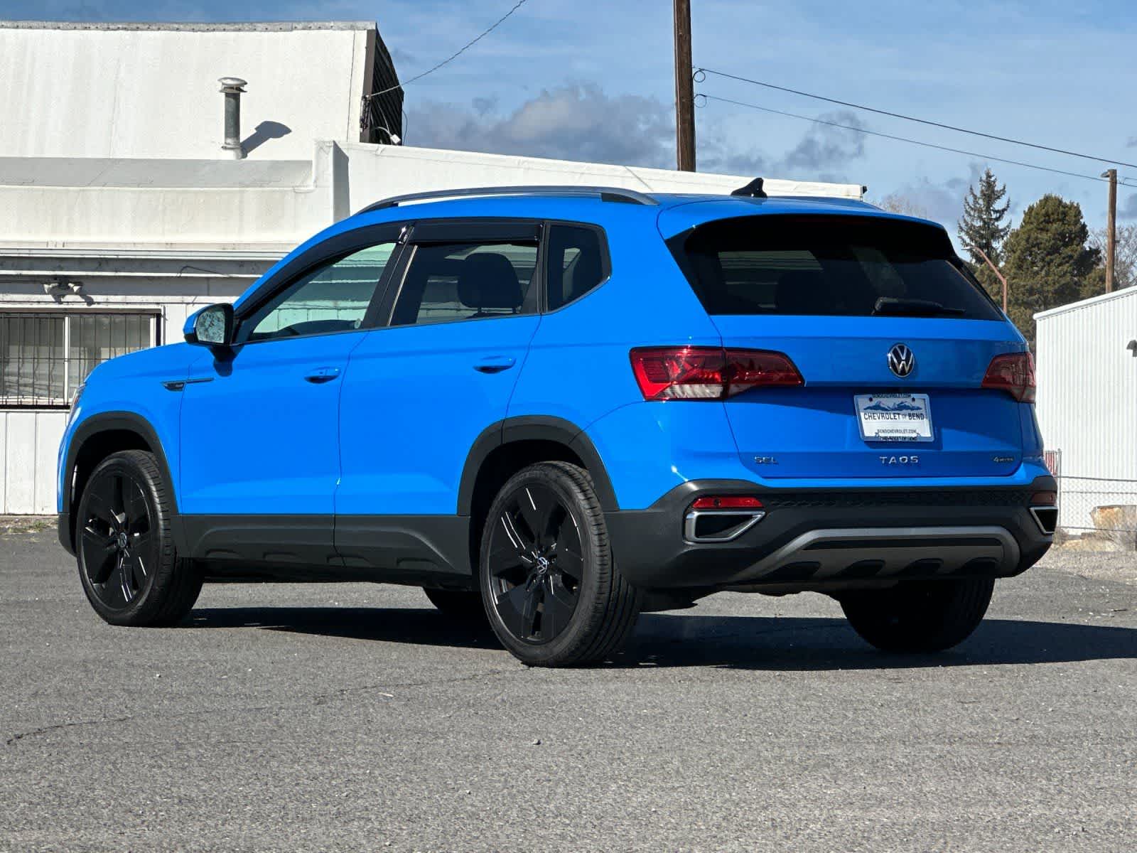 Thumbnail: 2022 Volkswagen Taos - 6