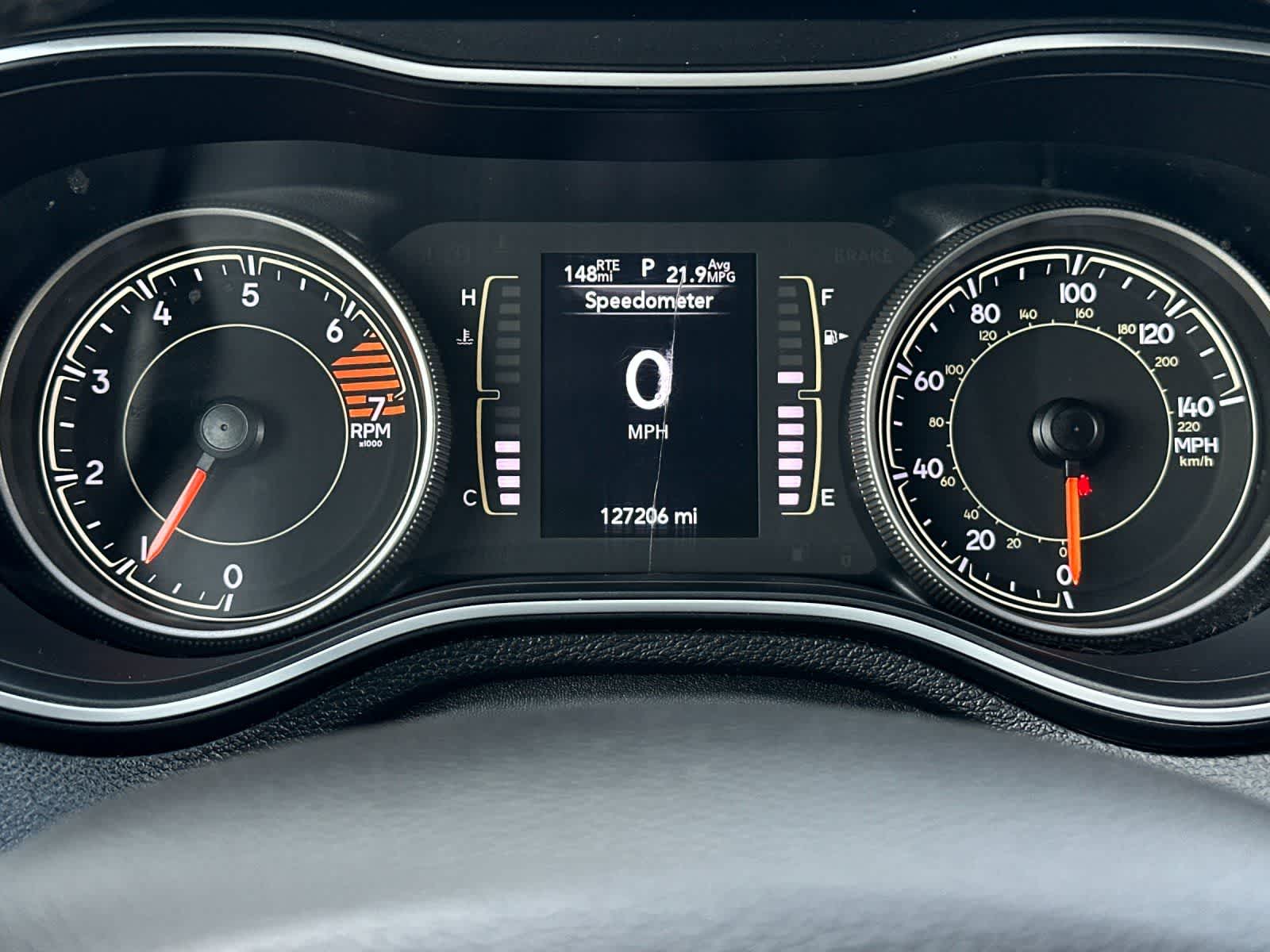 Thumbnail: 2020 Jeep Cherokee - 25