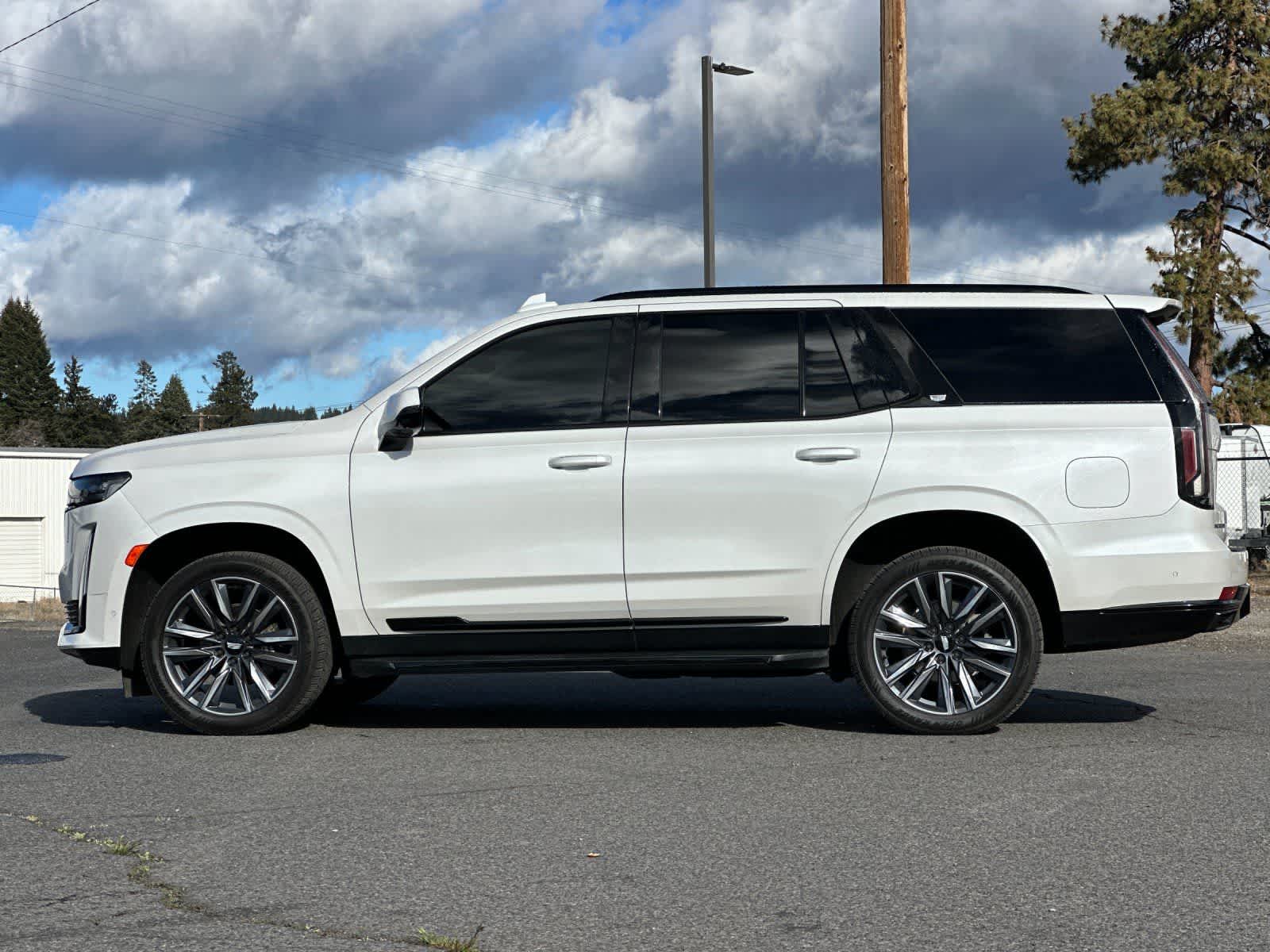 Thumbnail: 2023 Cadillac Escalade - 5