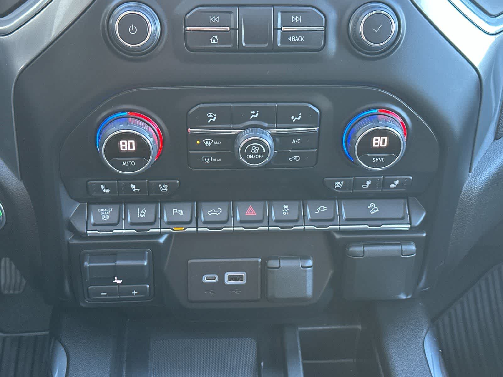 Thumbnail: 2022 Chevrolet Silverado 2500 - 20