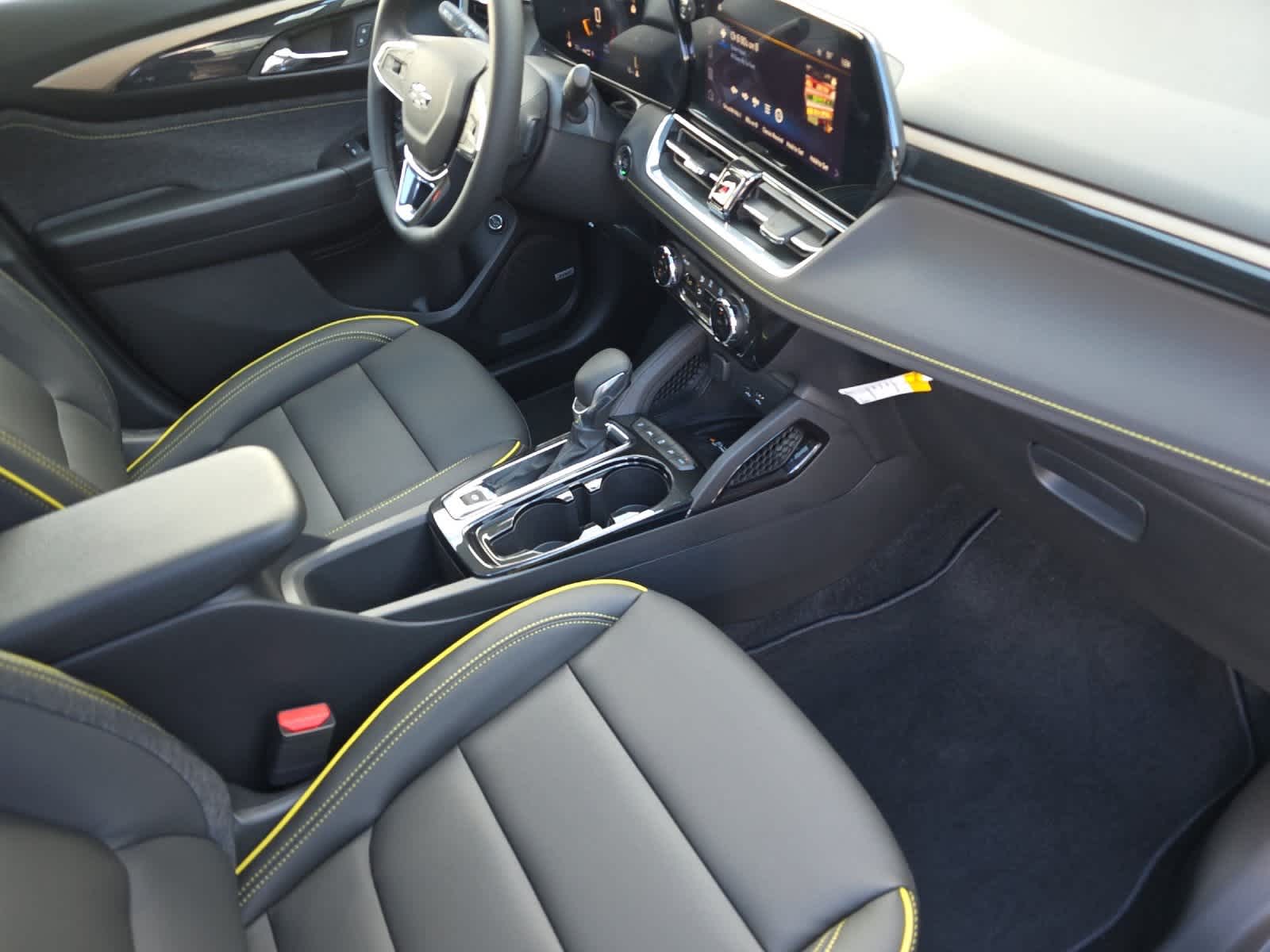 Thumbnail: 2026 Chevrolet TrailBlazer - 16