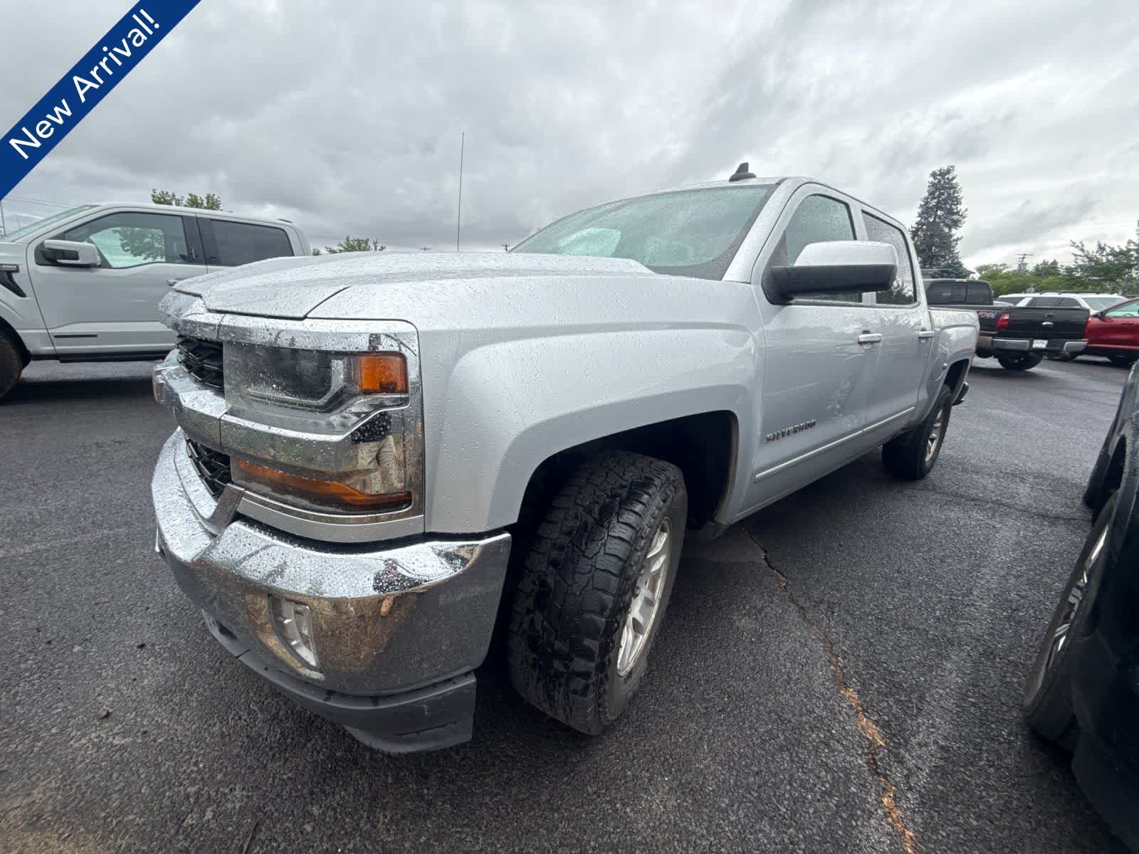 Thumbnail: 2017 Chevrolet Silverado 1500 - 1