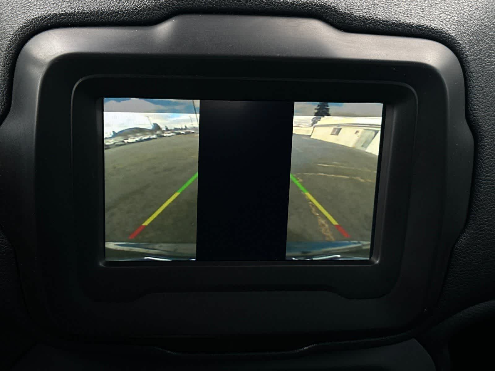 Thumbnail: 2020 Jeep Renegade - 19