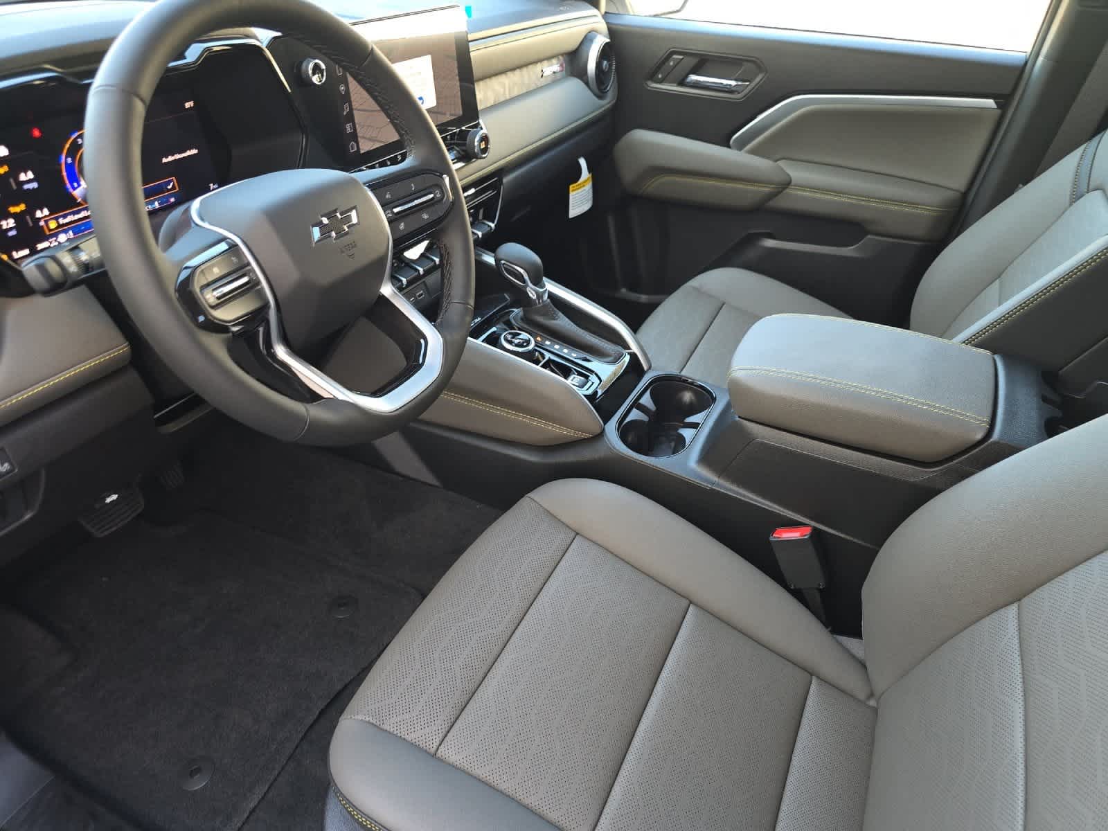 Thumbnail: 2026 Chevrolet Colorado - 11