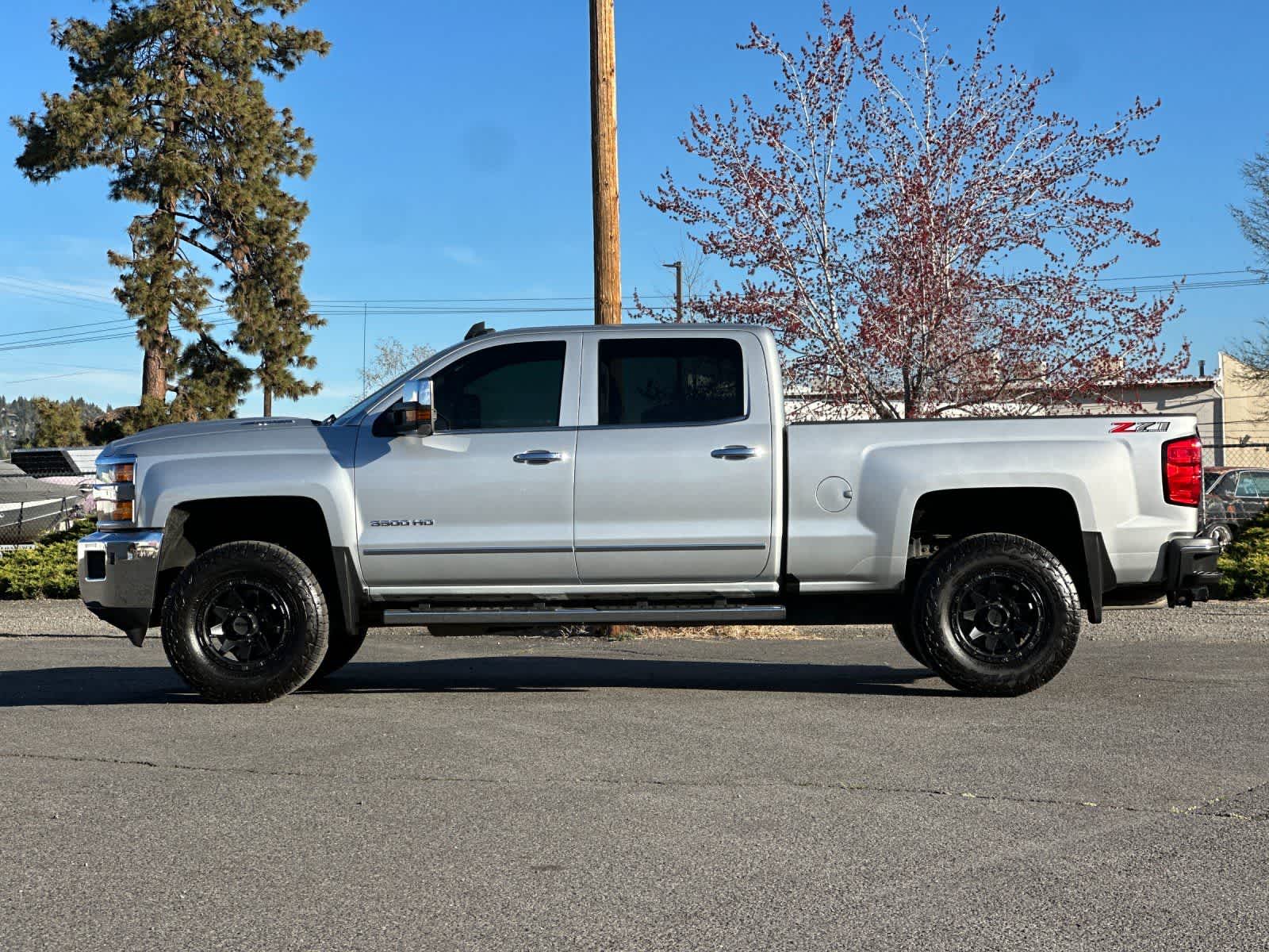 Thumbnail: 2018 Chevrolet Silverado 3500 - 5