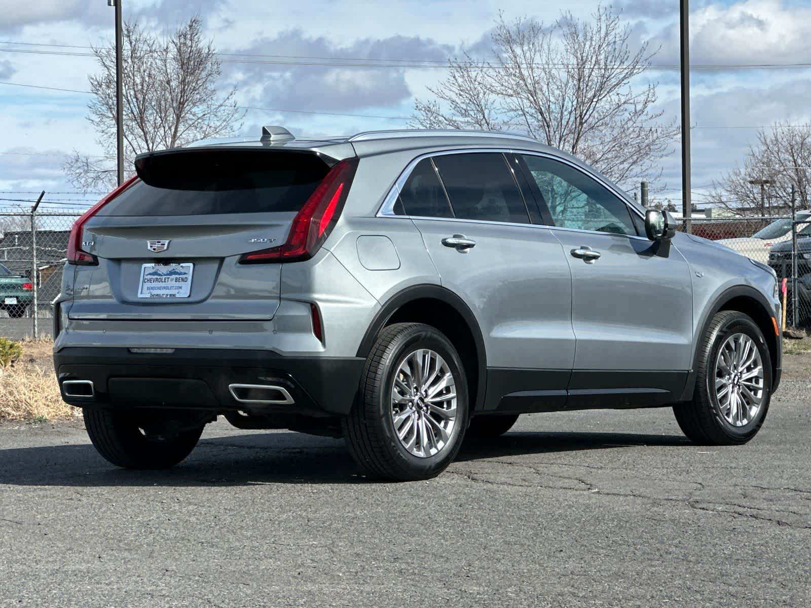 Thumbnail: 2025 Cadillac XT4 - 2