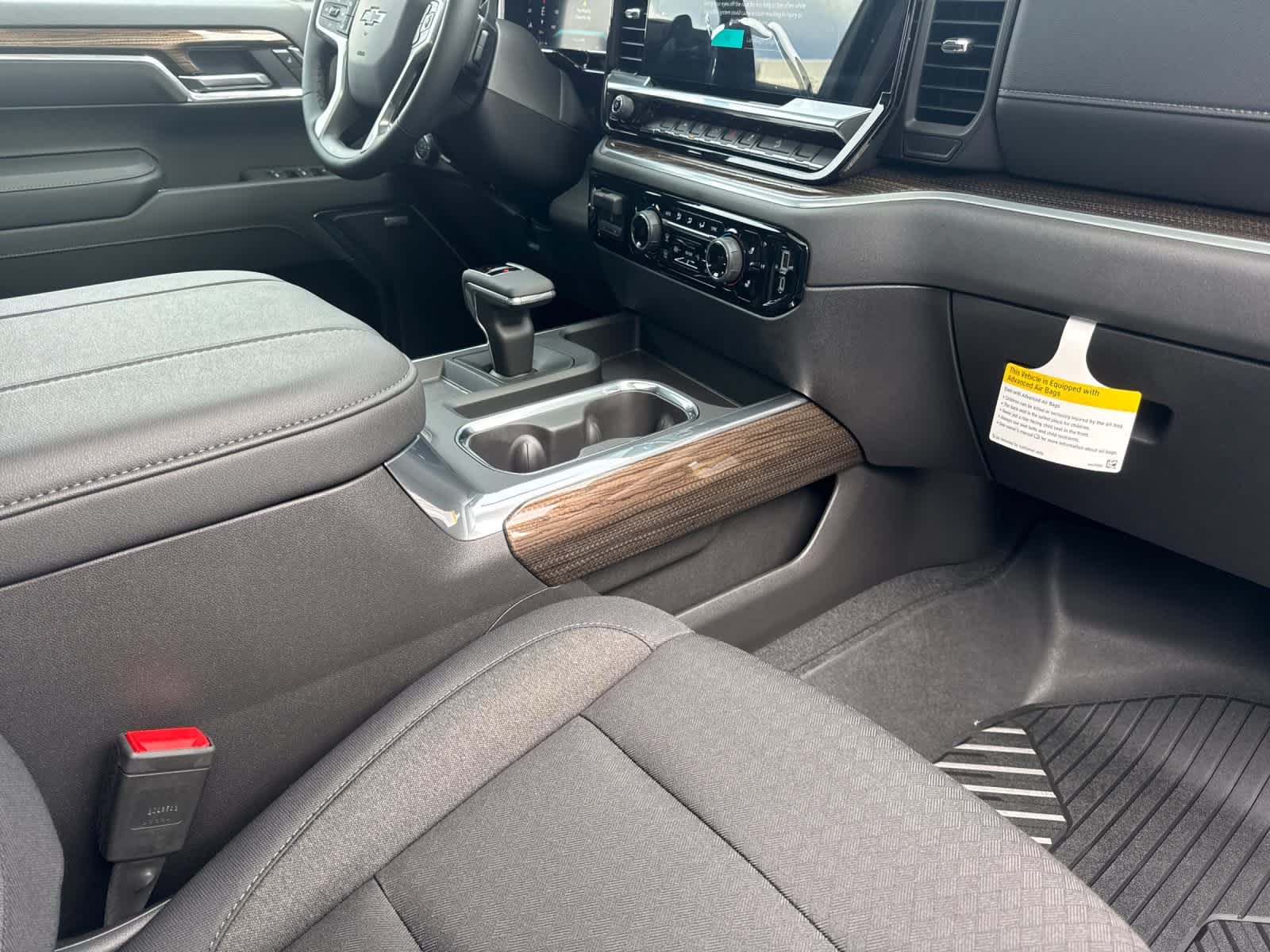 Thumbnail: 2026 Chevrolet Silverado 1500 - 15