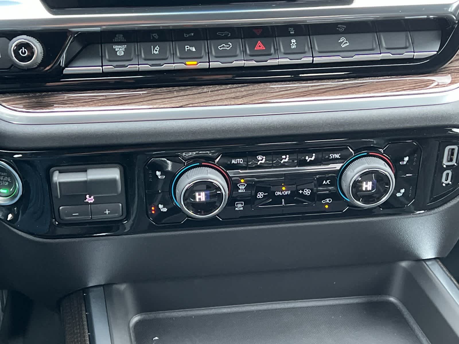 Thumbnail: 2026 Chevrolet Silverado 2500 - 20