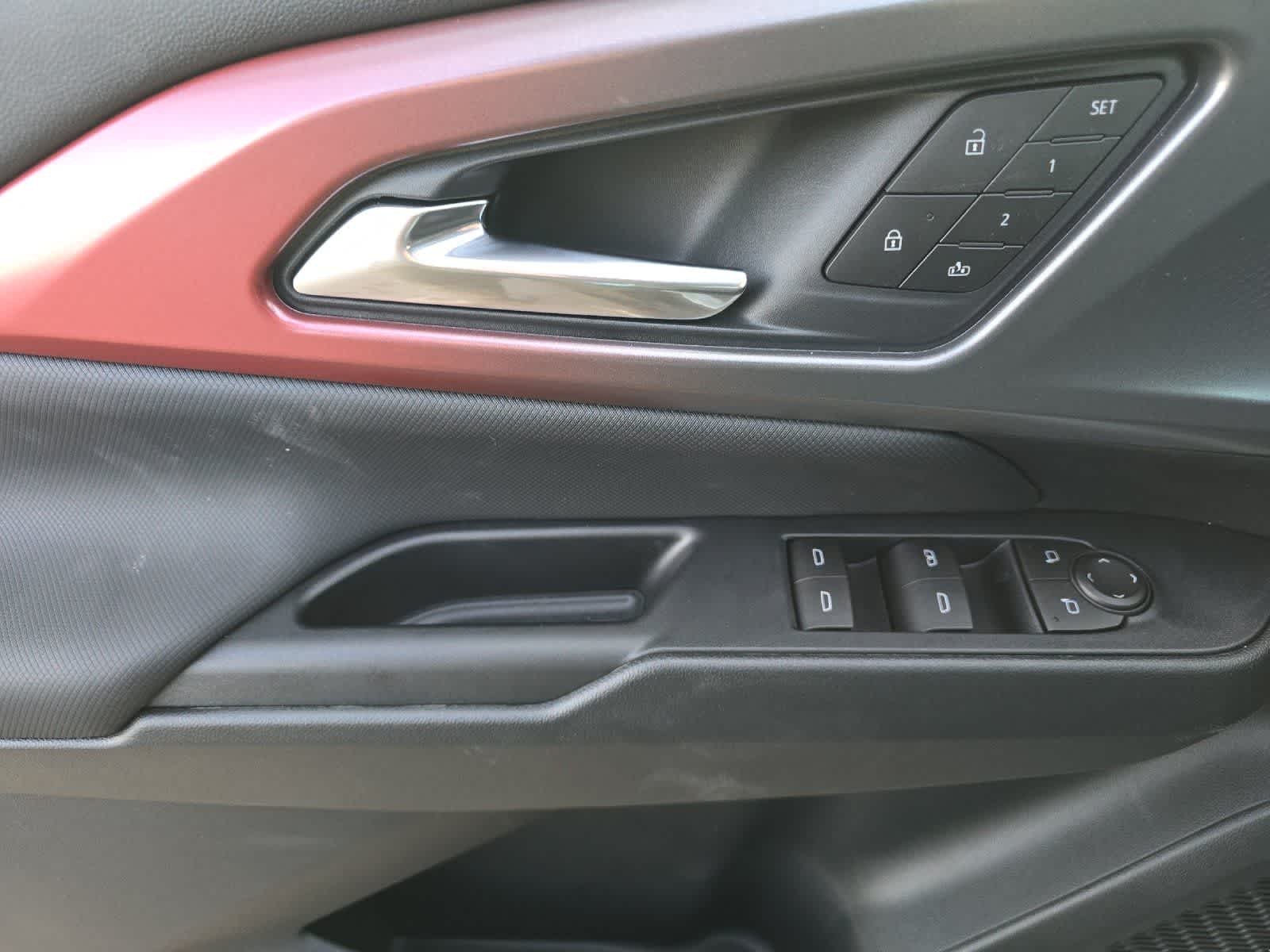 Thumbnail: 2026 Chevrolet Equinox - 12