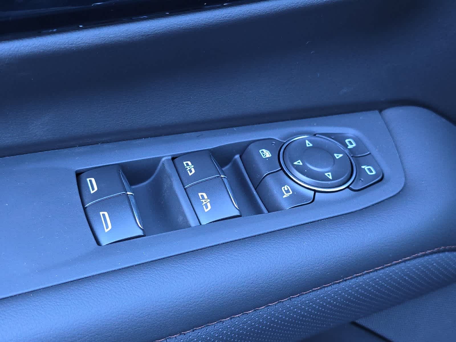 Thumbnail: 2026 Chevrolet Suburban - 13