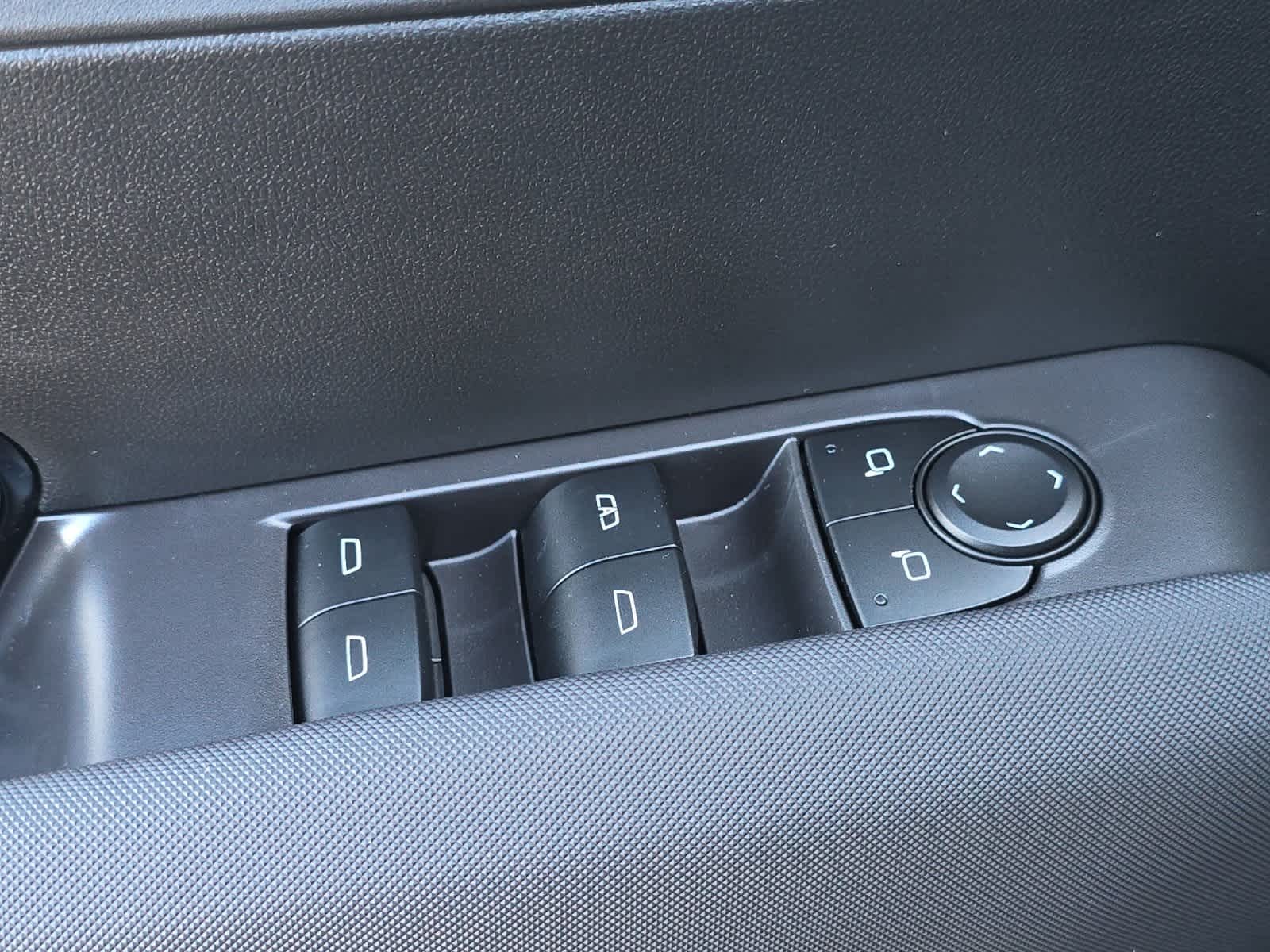 Thumbnail: 2026 Chevrolet Colorado - 13