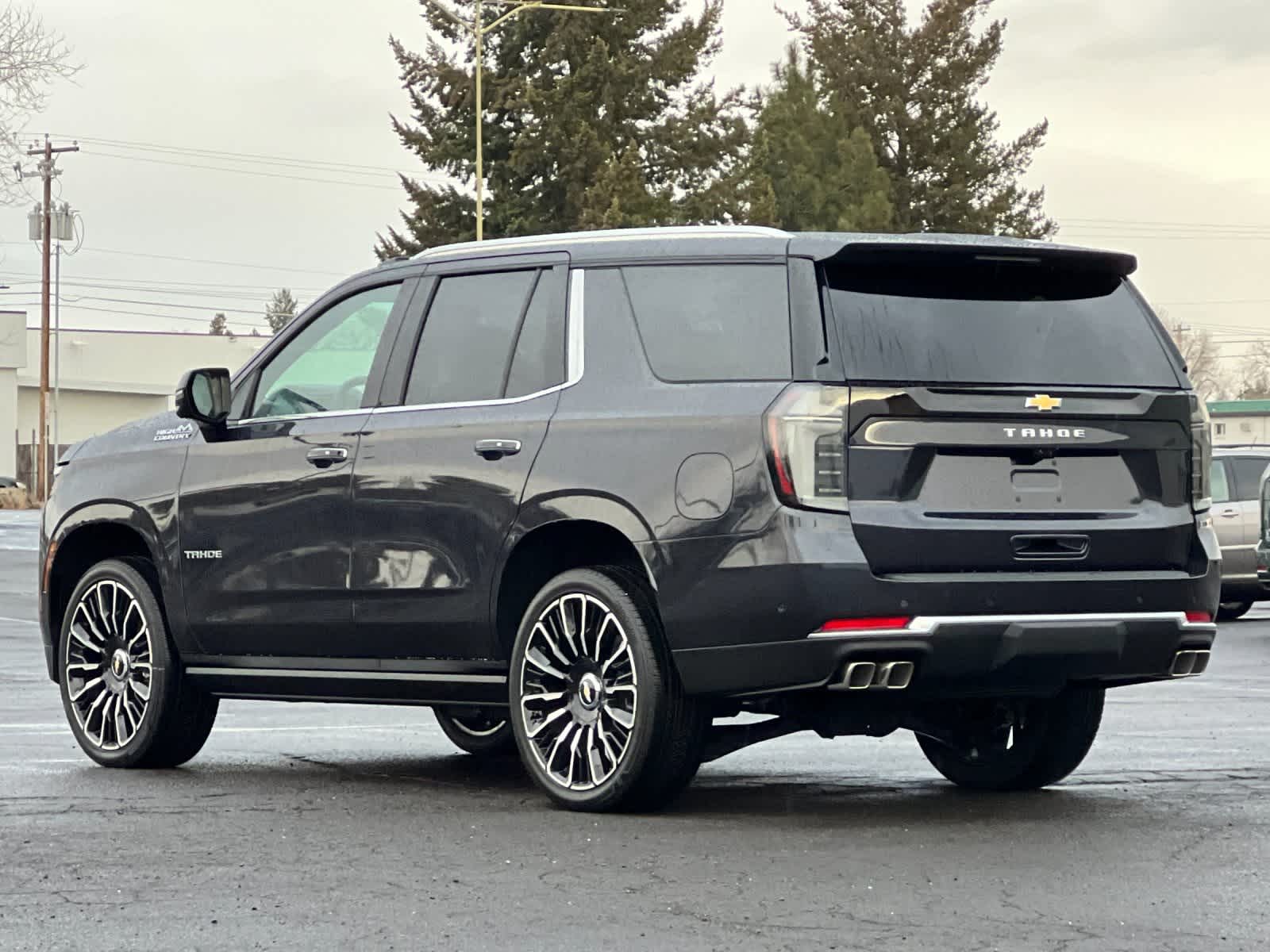 Thumbnail: 2026 Chevrolet Tahoe - 6