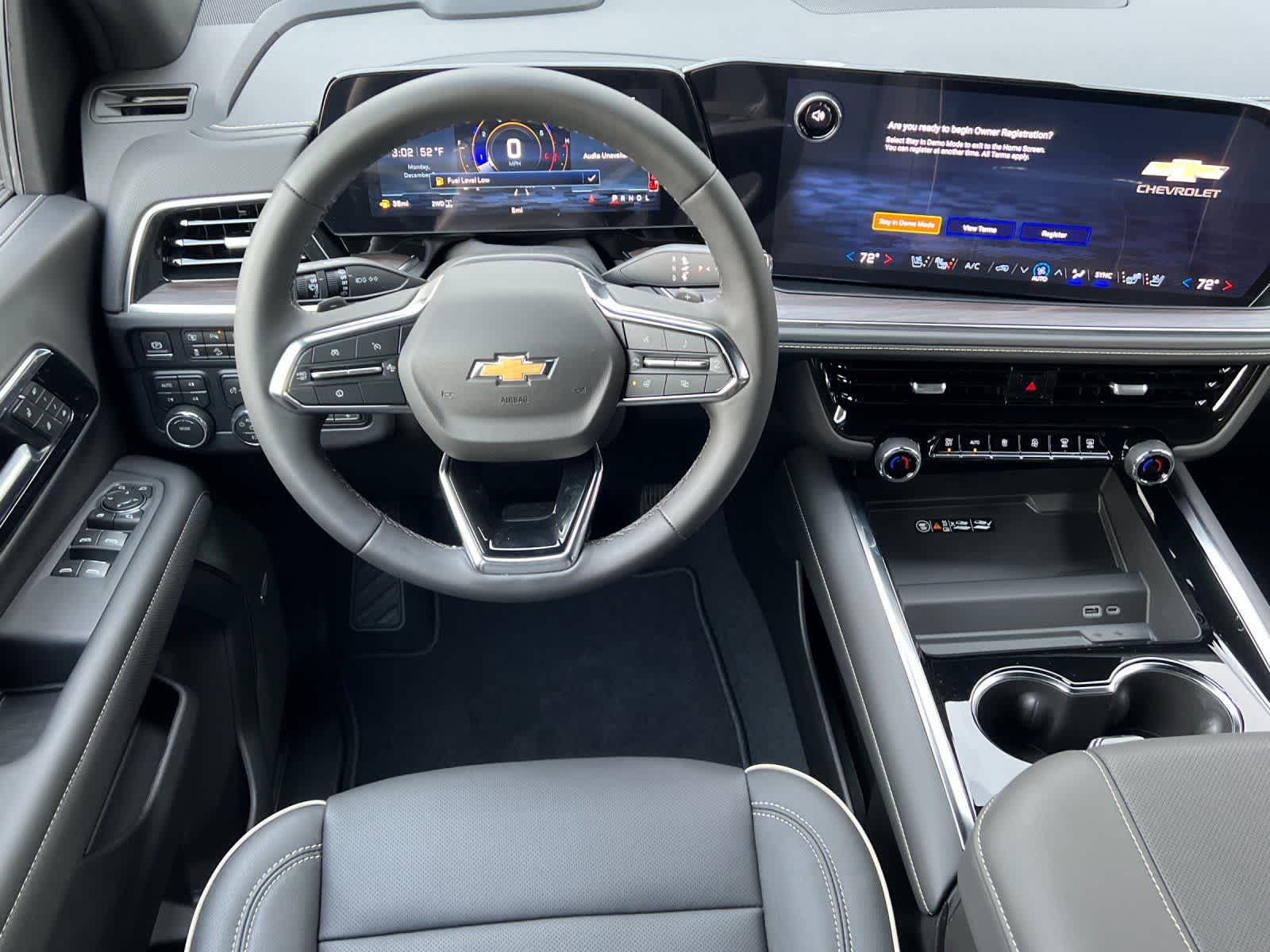 Thumbnail: 2026 Chevrolet Suburban - 14