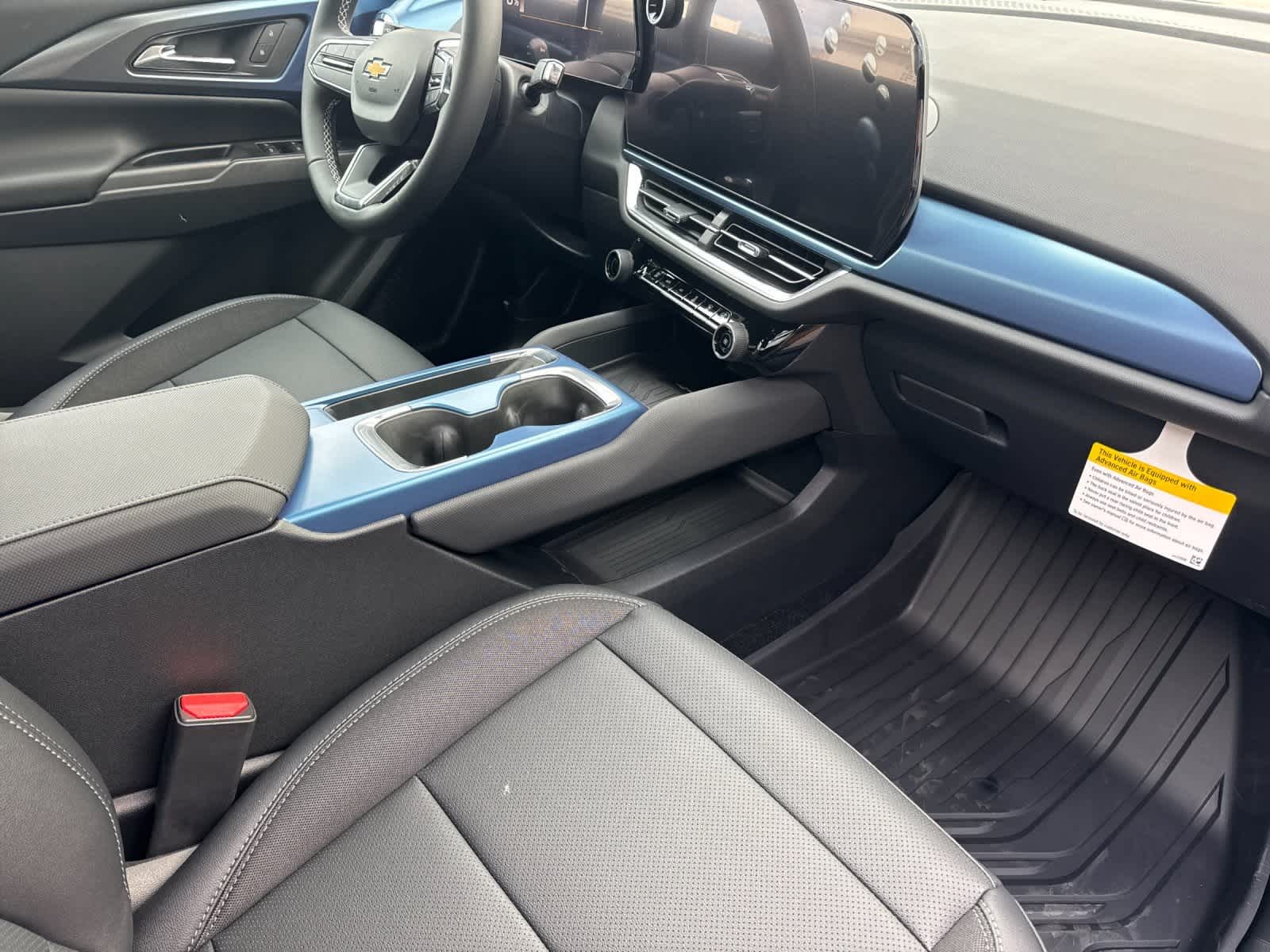 Thumbnail: 2026 Chevrolet Equinox - 16