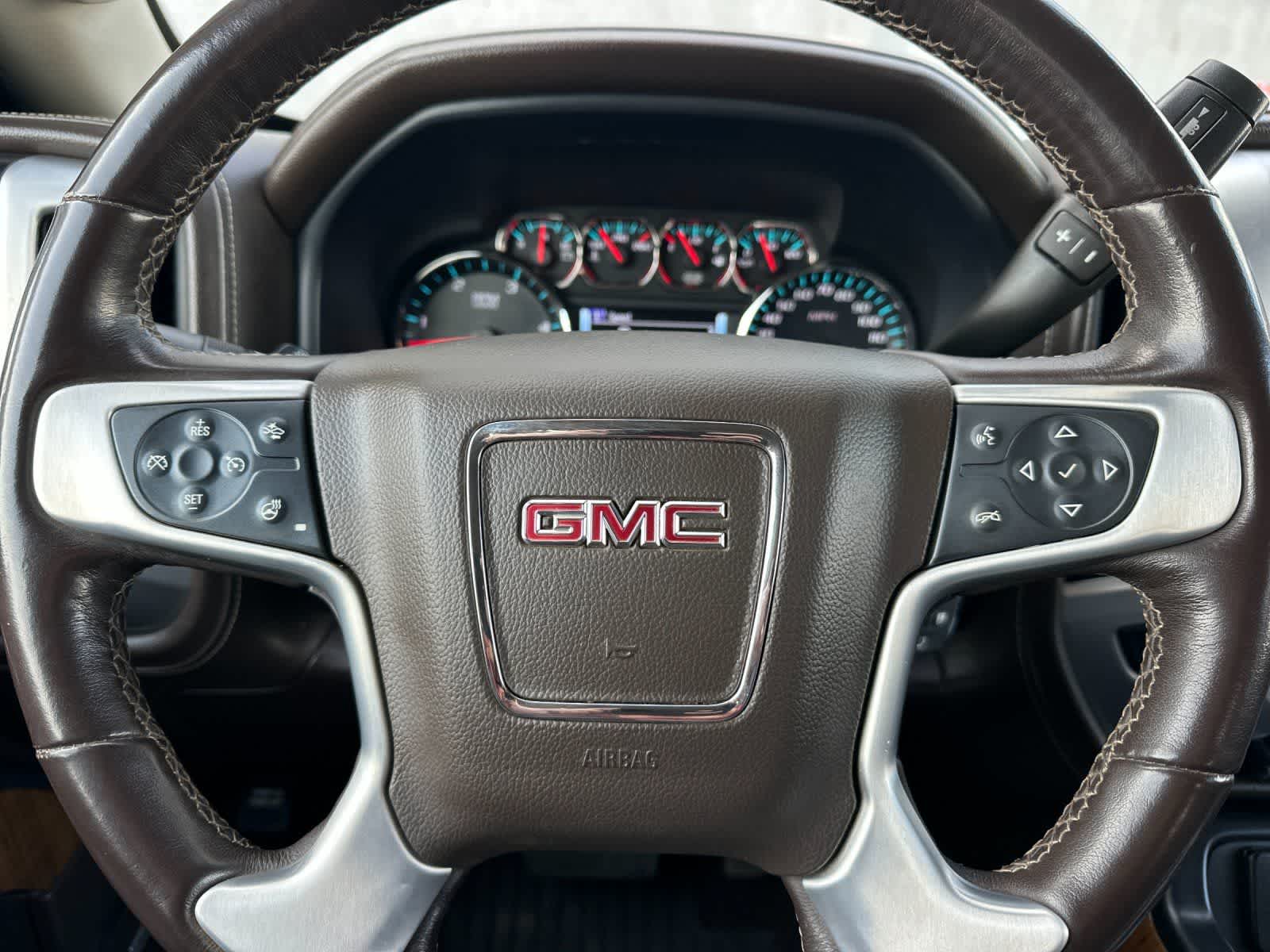 Thumbnail: 2019 GMC Sierra 3500 - 22