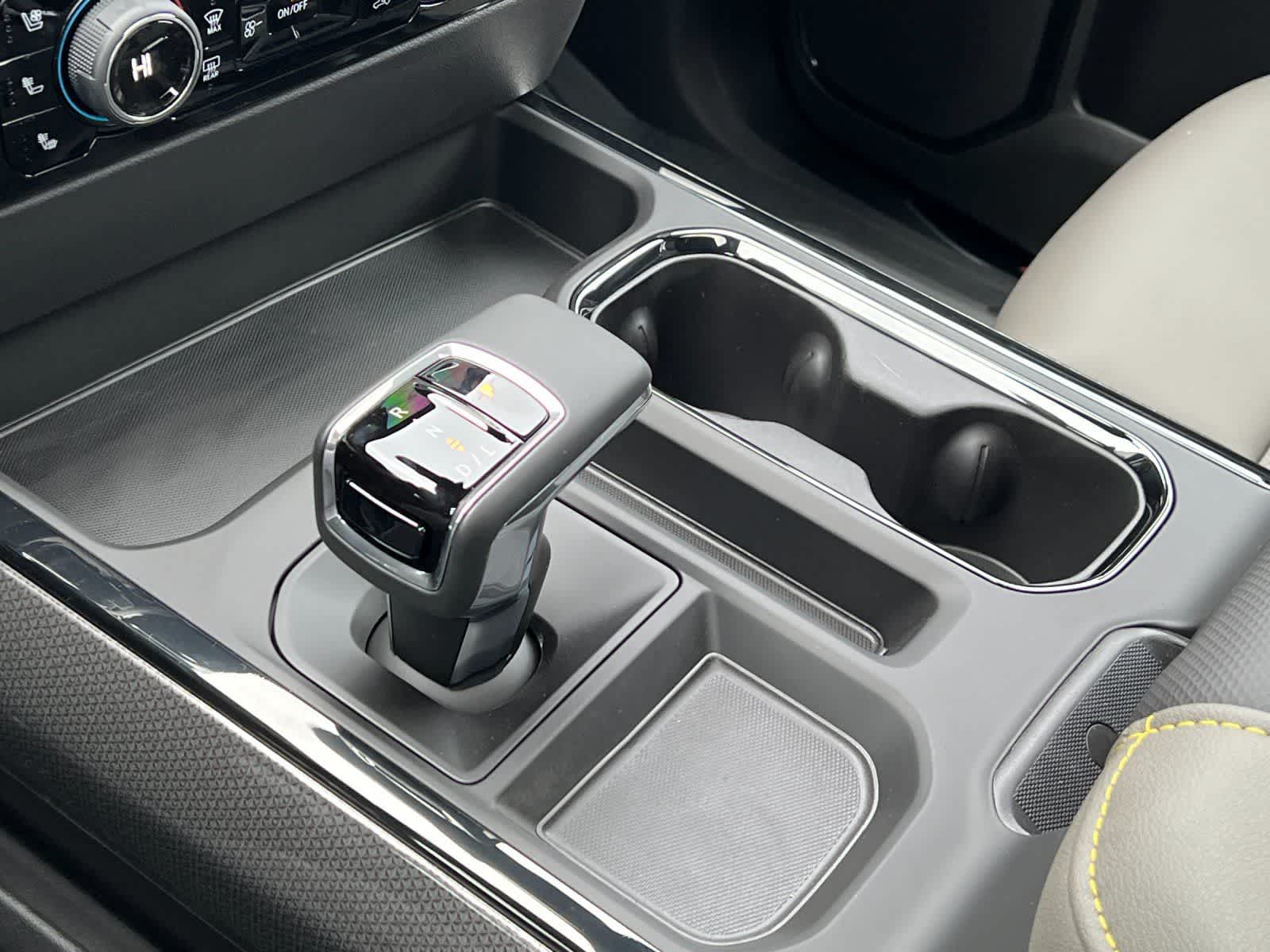 Thumbnail: 2026 Chevrolet Silverado 1500 - 21