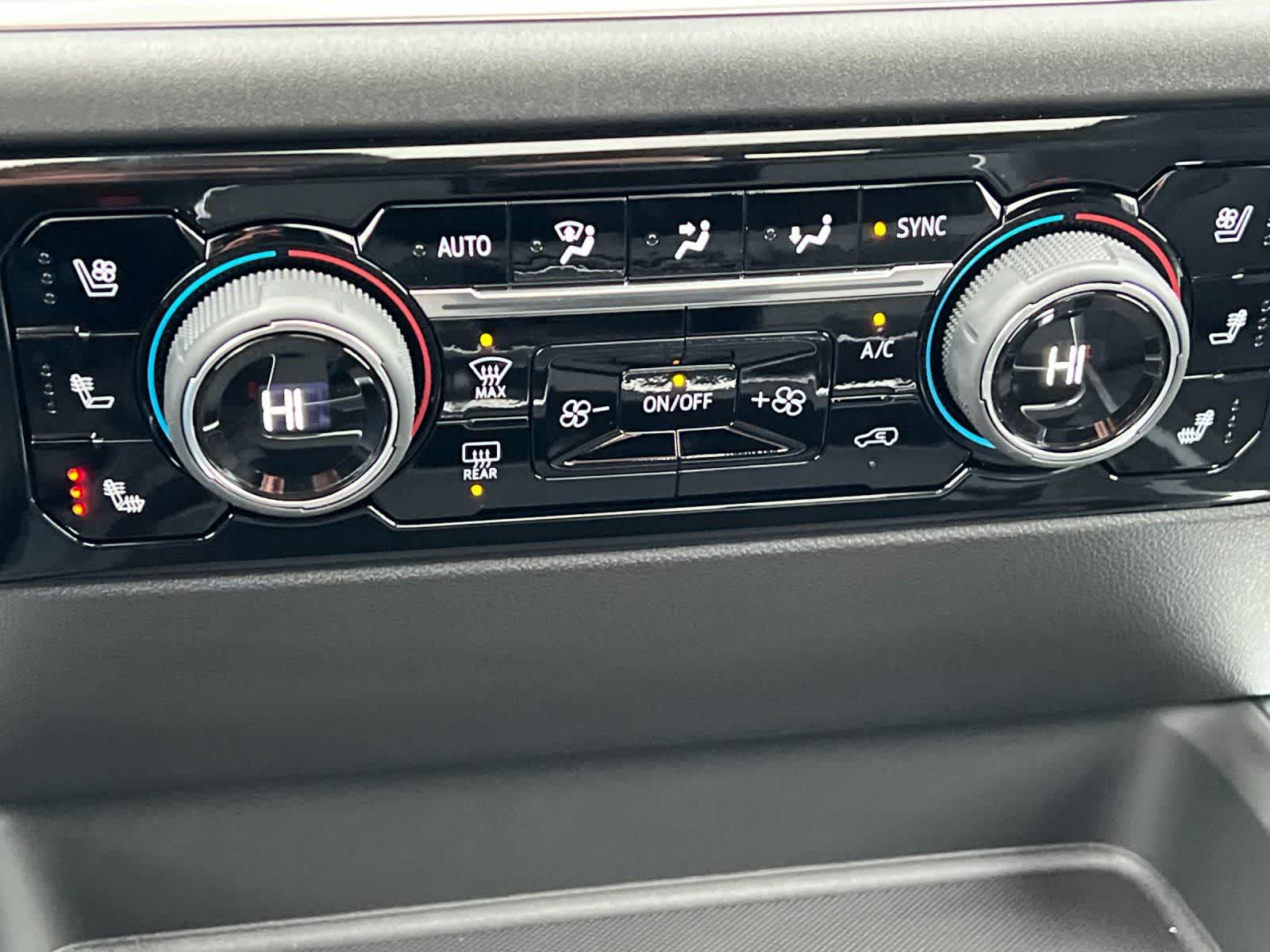 Thumbnail: 2026 Chevrolet Silverado 2500 - 19