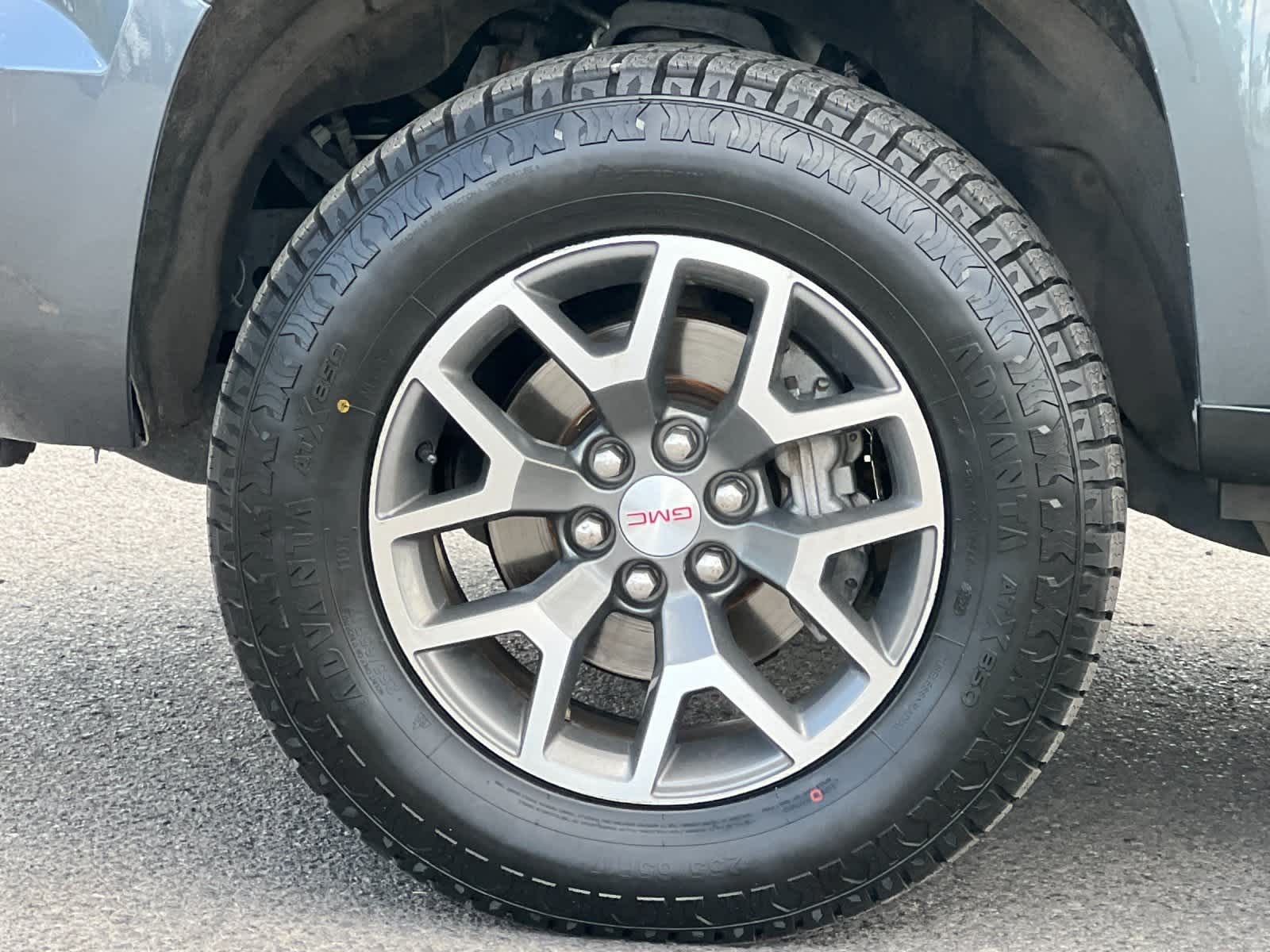 2015 GMC Canyon SLE 25