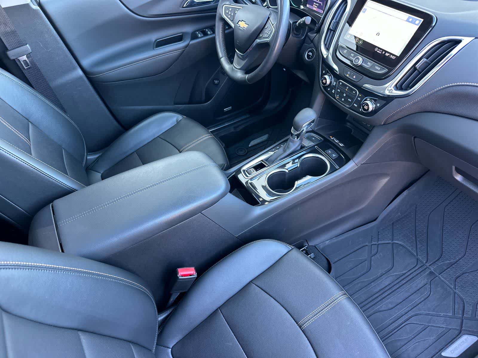 Thumbnail: 2022 Chevrolet Equinox - 16