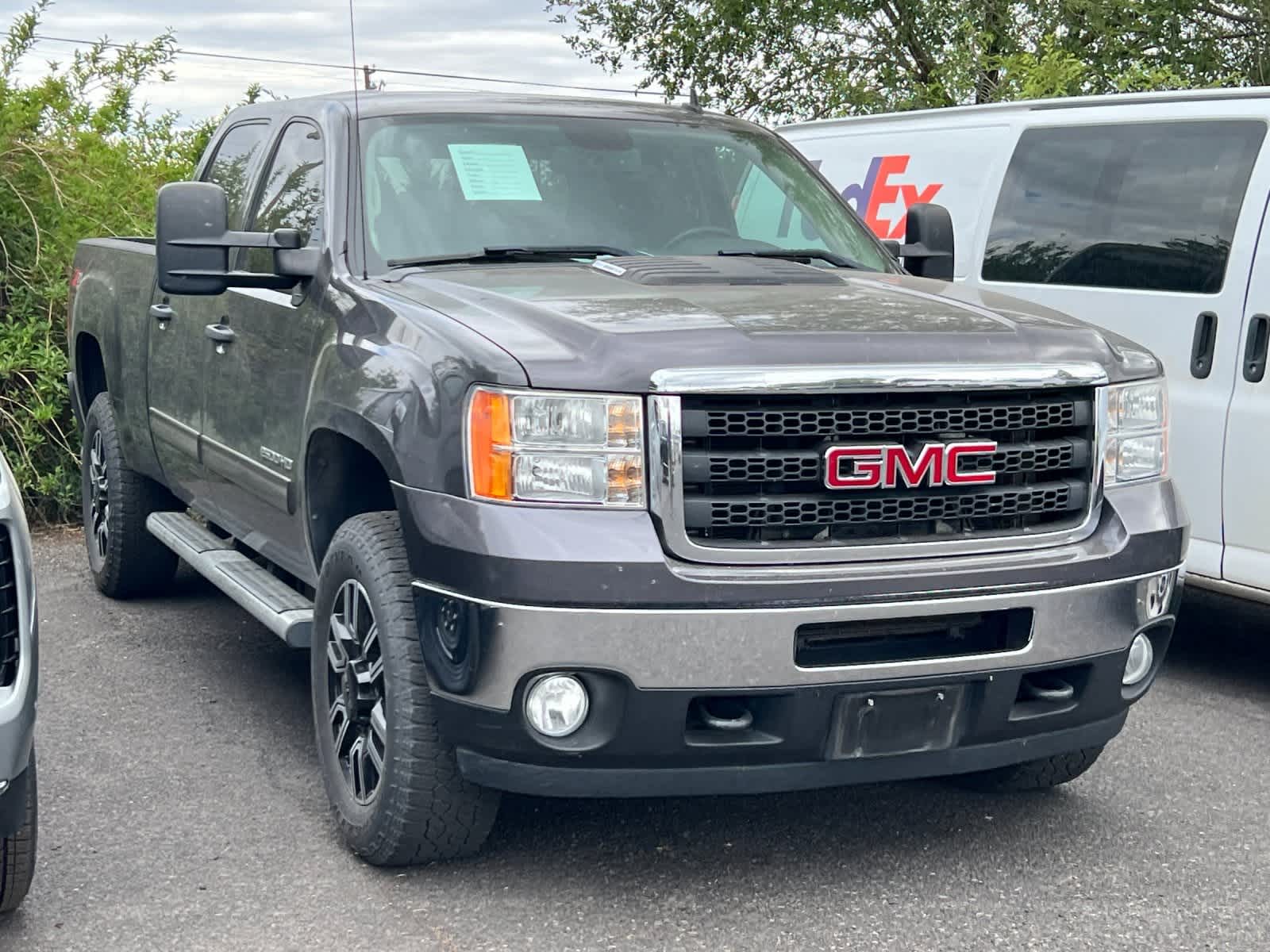 Thumbnail: 2011 GMC Sierra 2500 - 5