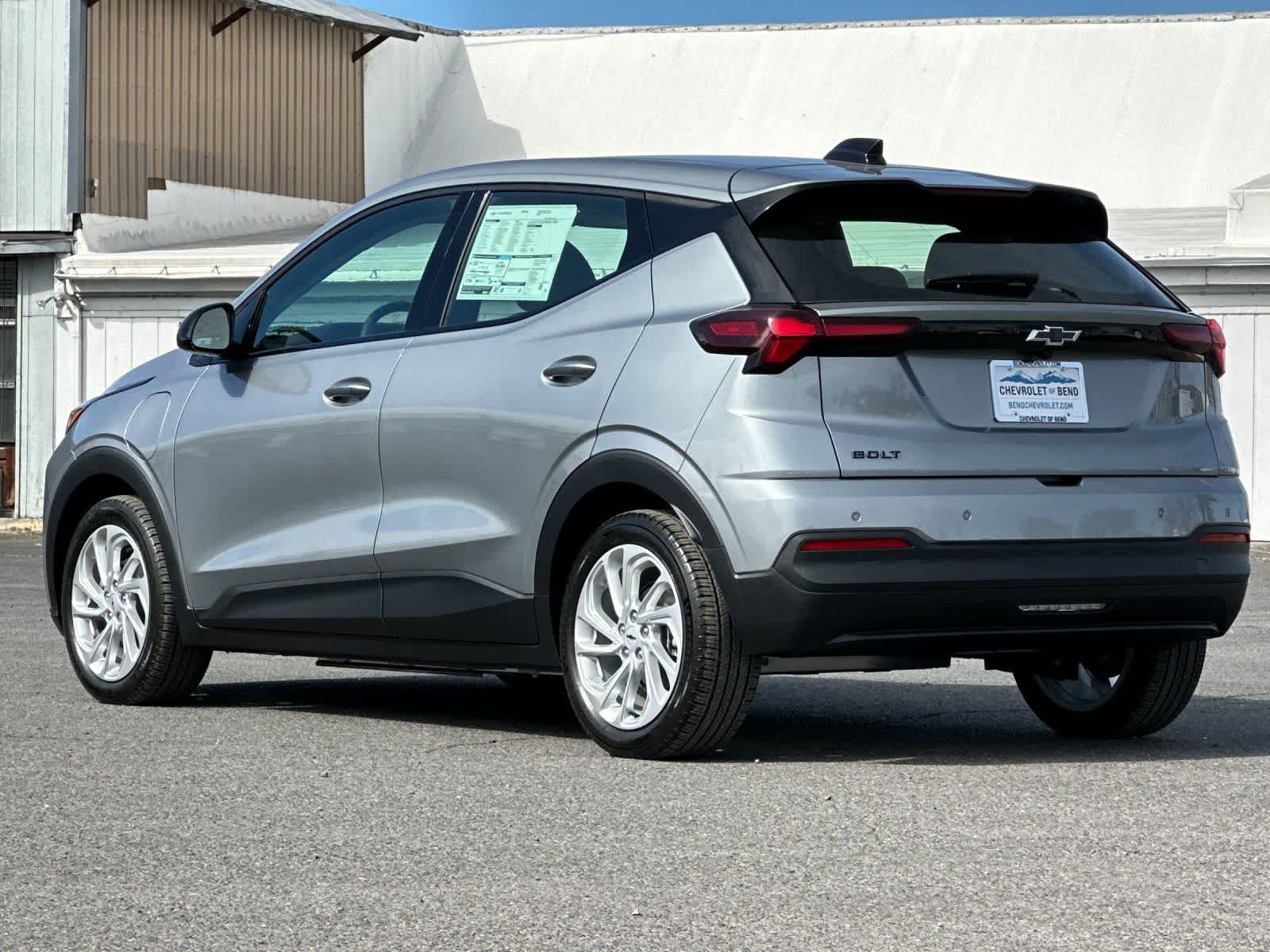 Thumbnail: 2027 Chevrolet Bolt EV - 6