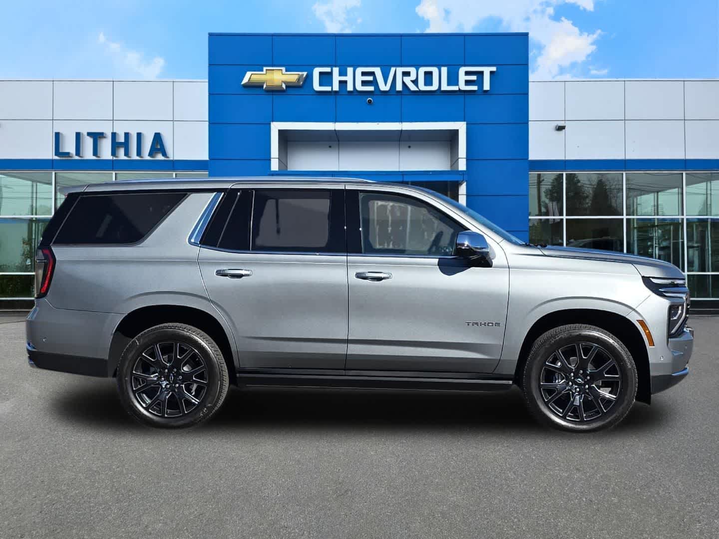 Thumbnail: 2026 Chevrolet Tahoe - 8