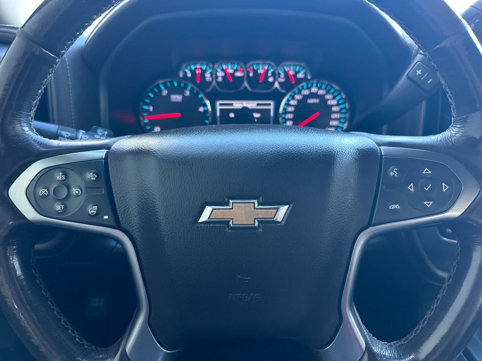 Thumbnail: 2018 Chevrolet Silverado 3500 - 21