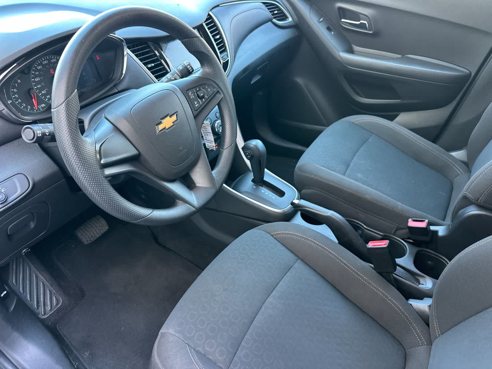 Thumbnail: 2018 Chevrolet Trax - 11