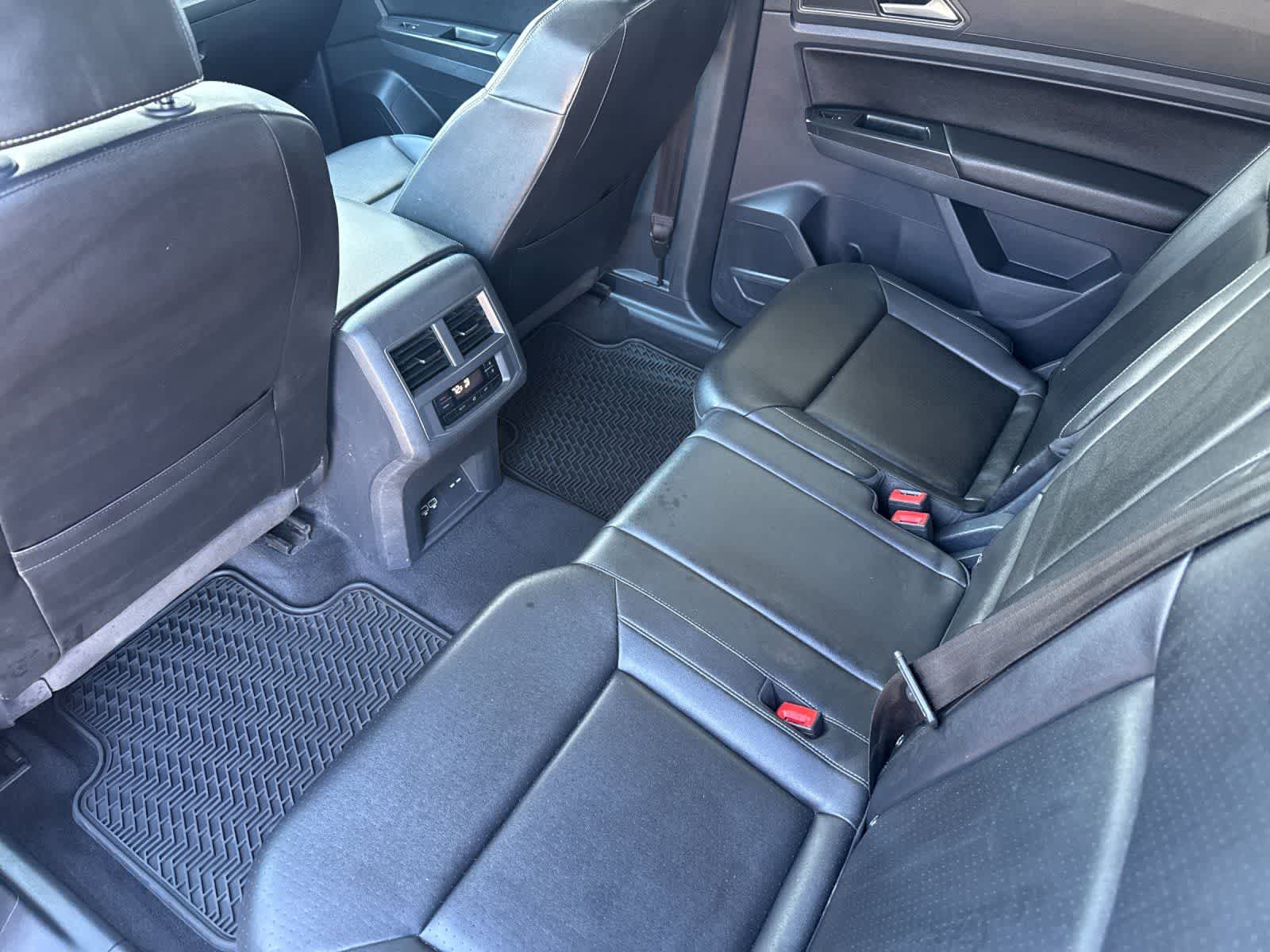 2018 Volkswagen Atlas SEL -
                  Bend, OR